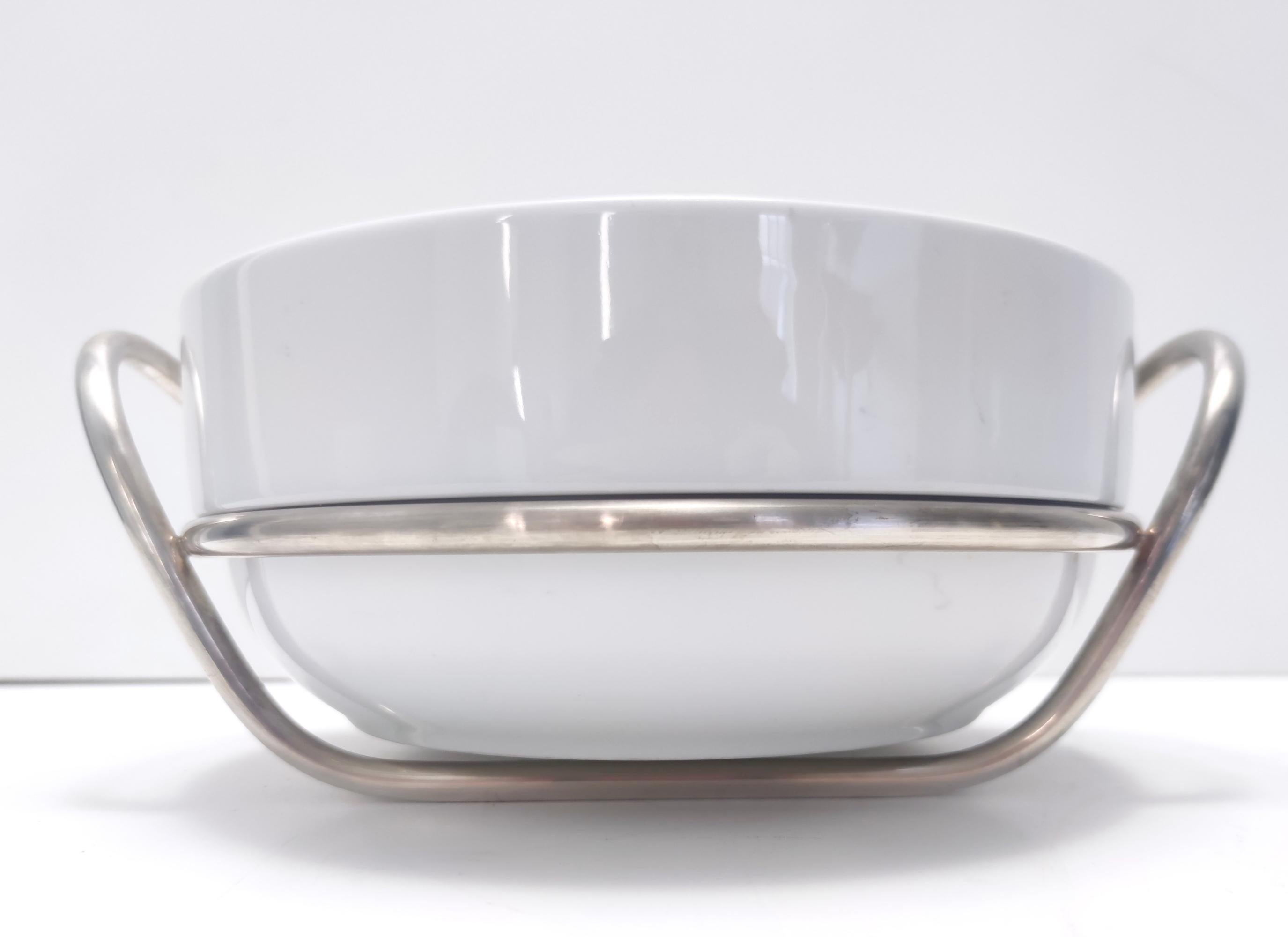 Late 20th Century Postmodern Lino Sabattini Silver-Plated and White Ceramic Serving Bowl, Italy For Sale