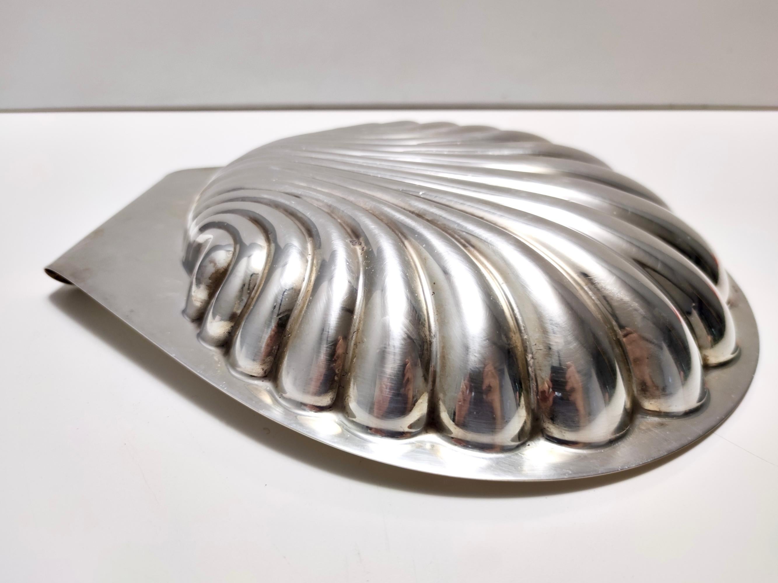 Postmodern Lino Sabattini Silver-Plated Brass Shell Vide-Poche, Italy For Sale 1