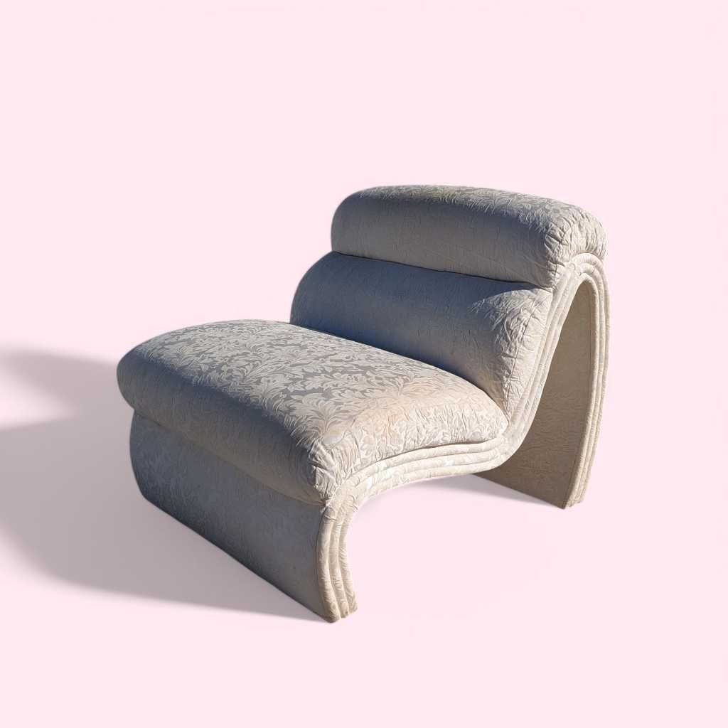Postmodern Lounge Chair, Curve Accent, Sculptural, Fabric, USA, c. 1980s en vente 3