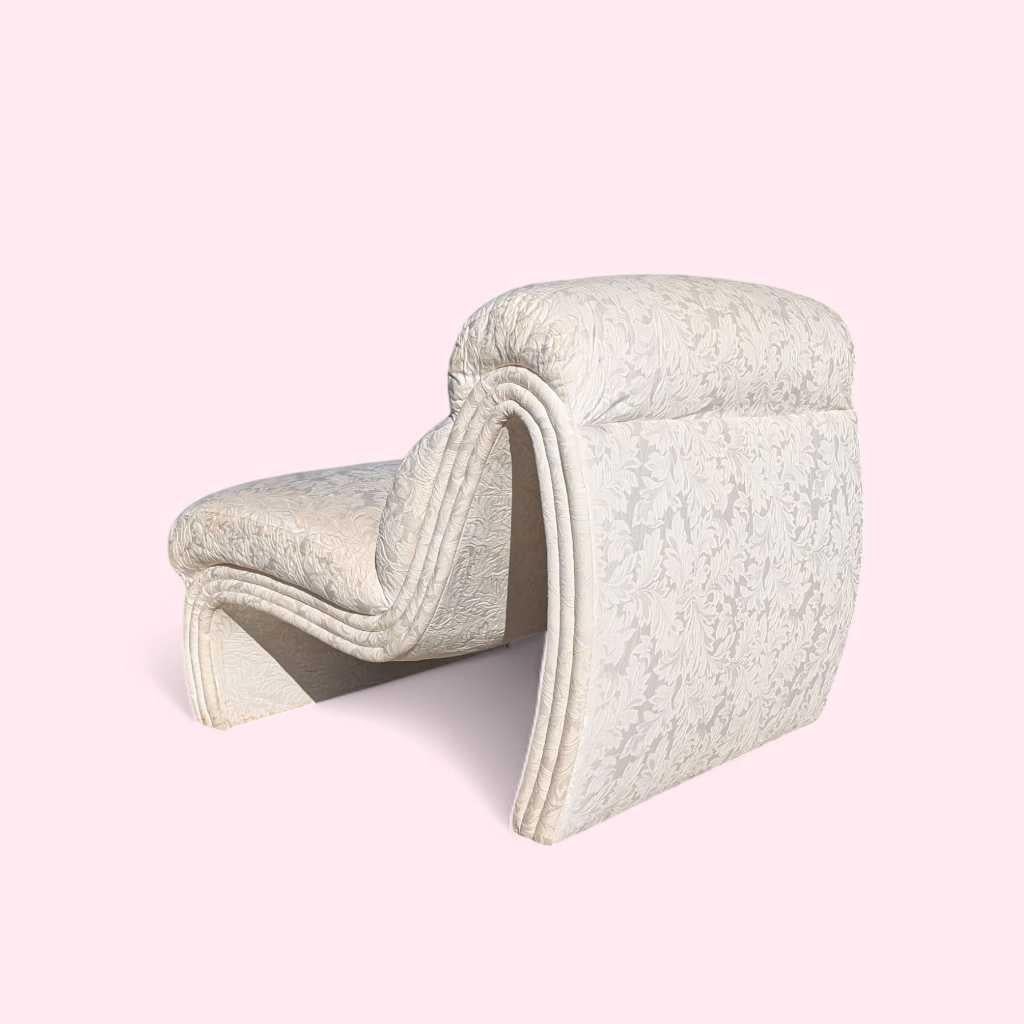 Postmodern Lounge Chair, Curve Accent, Sculptural, Fabric, USA, c. 1980s en vente 7
