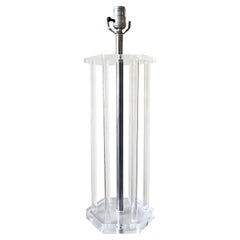 Lampe de table de bar postmoderne en lucite