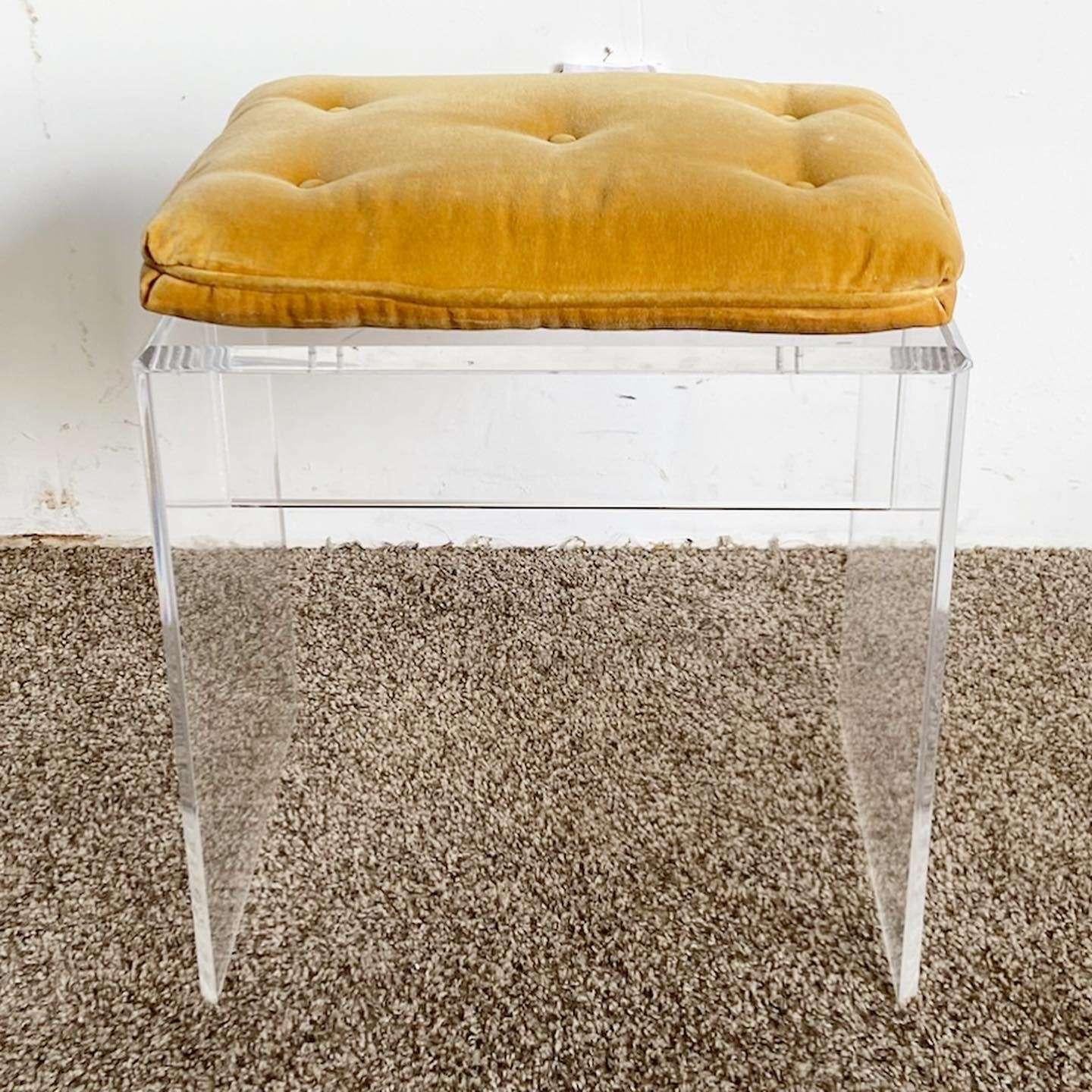 Postmodern Lucite Leave Tufted Low Stool 2
