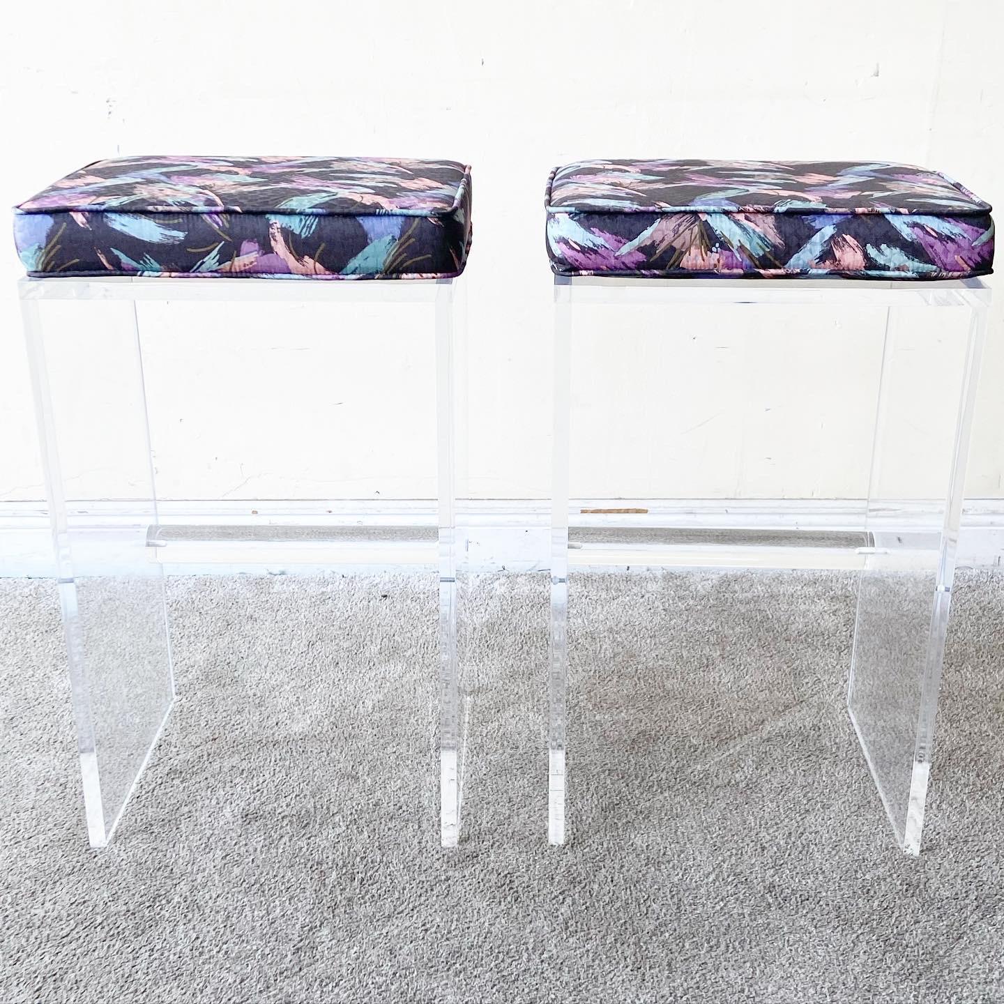 Postmodern Lucite Stools With Multi Color Cushions In Good Condition In Delray Beach, FL