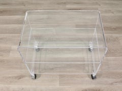 Carrello da bar postmoderno a cascata in lucite Stile Hollis Jones