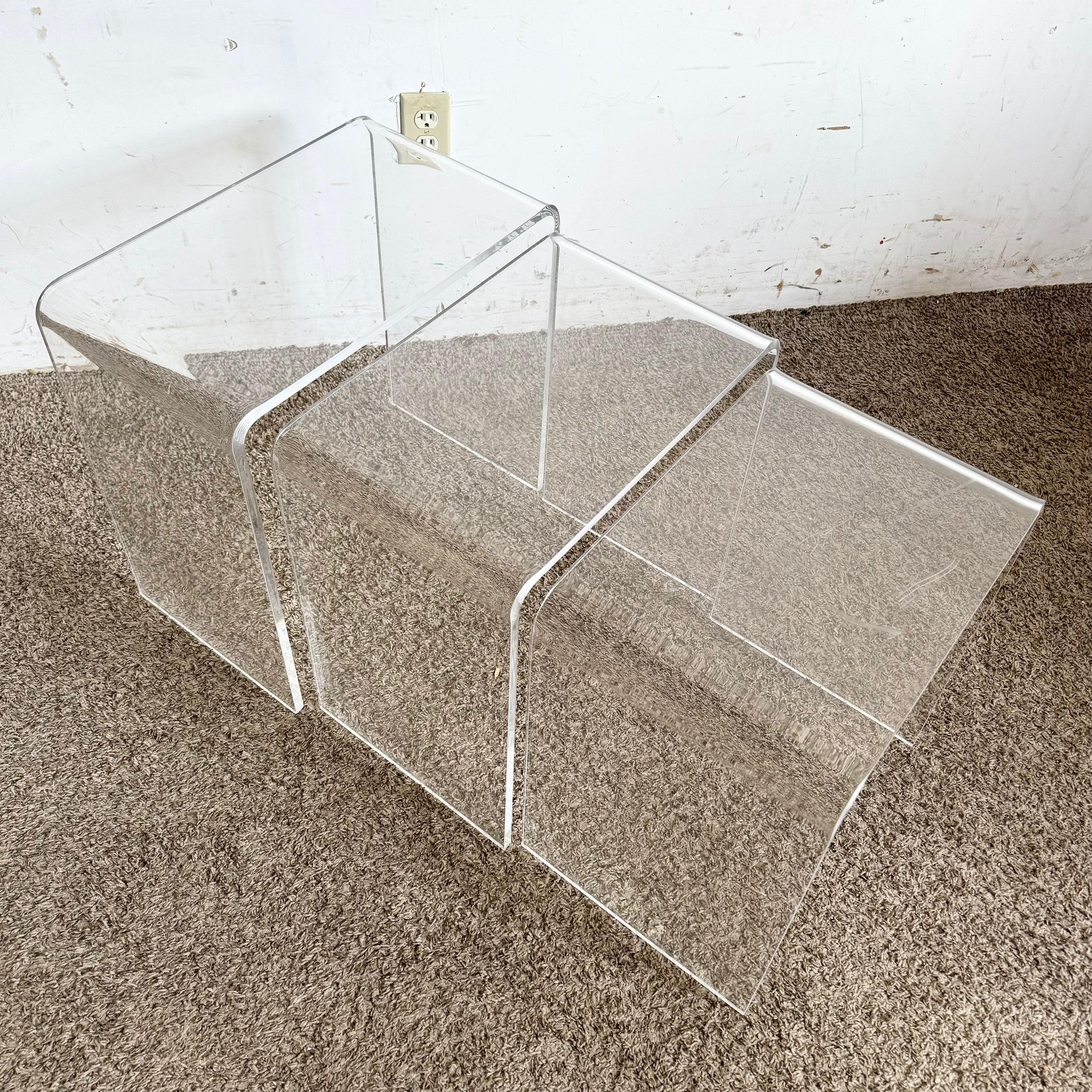 American Postmodern Lucite Waterfall Nesting Side Table - Set of 3 For Sale