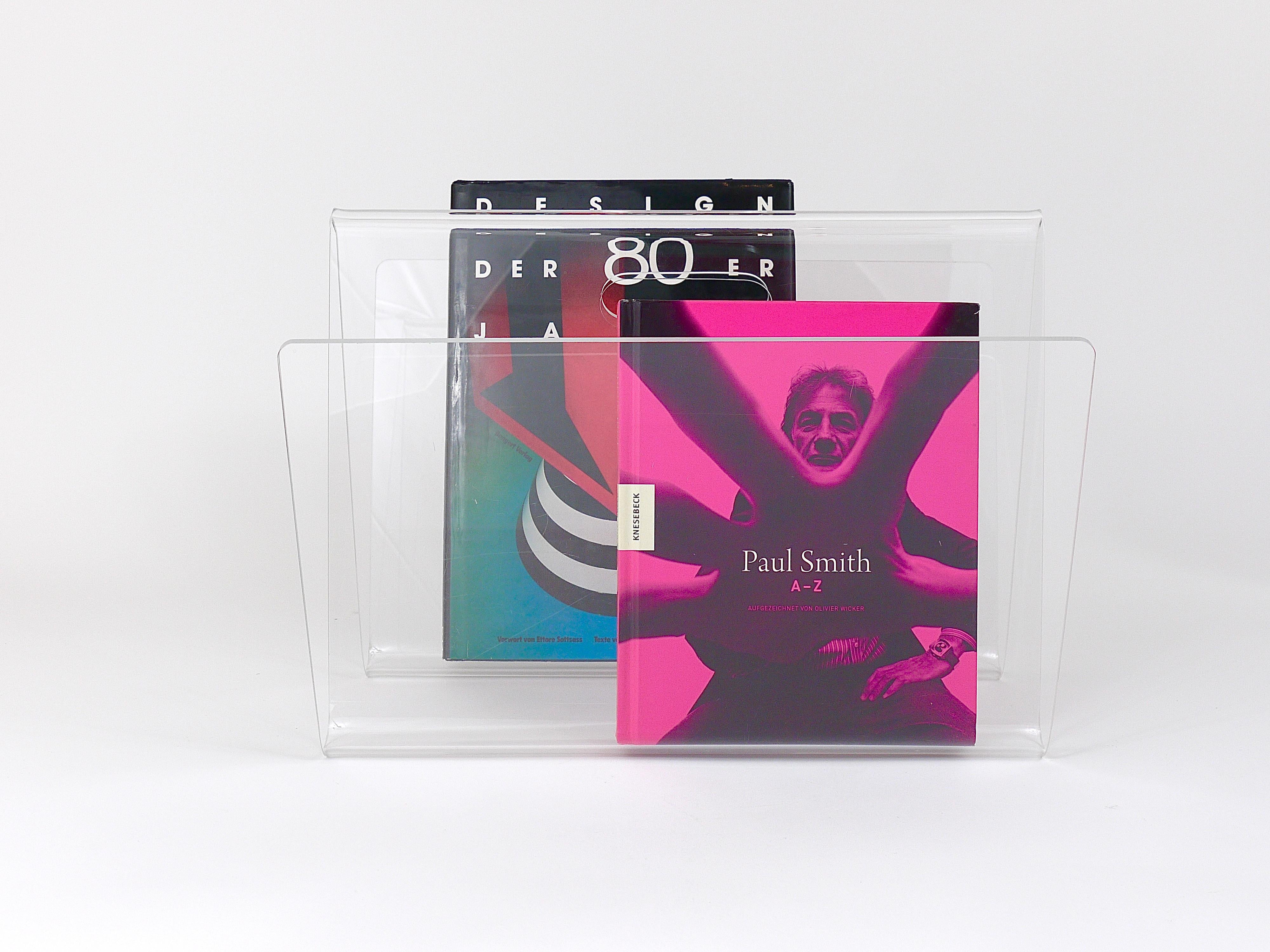 Postmodern Lucite ZigZag News Rack Magazine Stand, Italy, 1980s