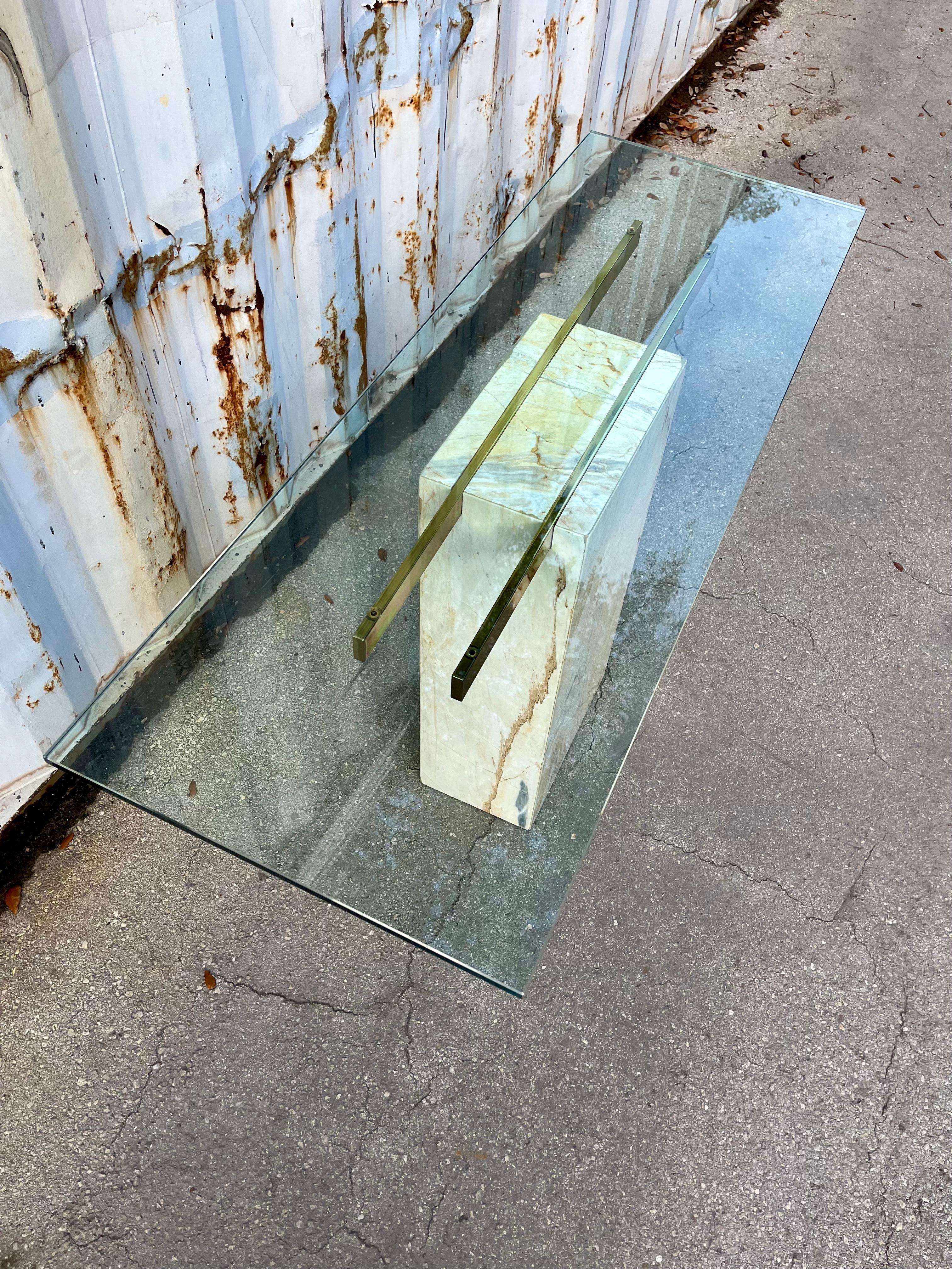 Postmodern Marble and Brass Console Table in the Artedi Style. Circa 1980s For Sale 10