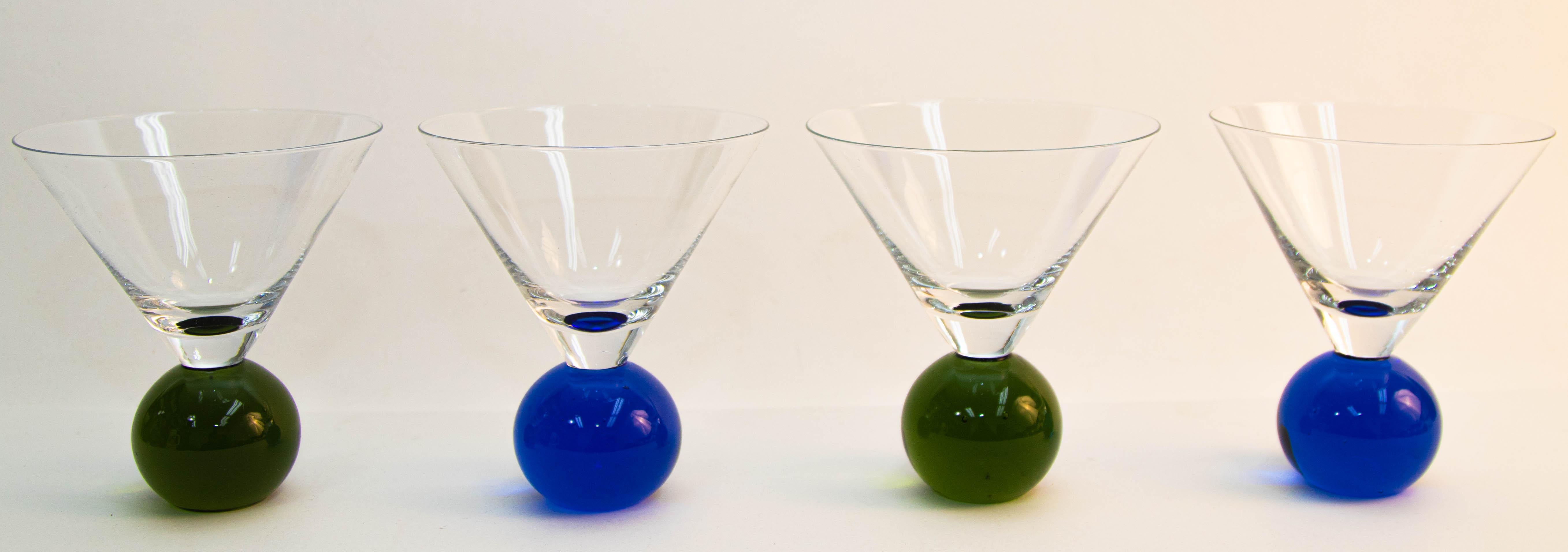 Postmodern Martini Cocktail Glasses Memphis Style circa 1990 Set of 4 For Sale 3