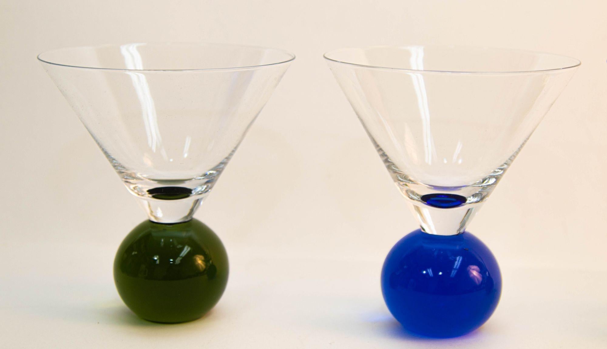 Postmodern Martini Cocktail Glasses Memphis Style circa 1990 Set of 4 For Sale 4