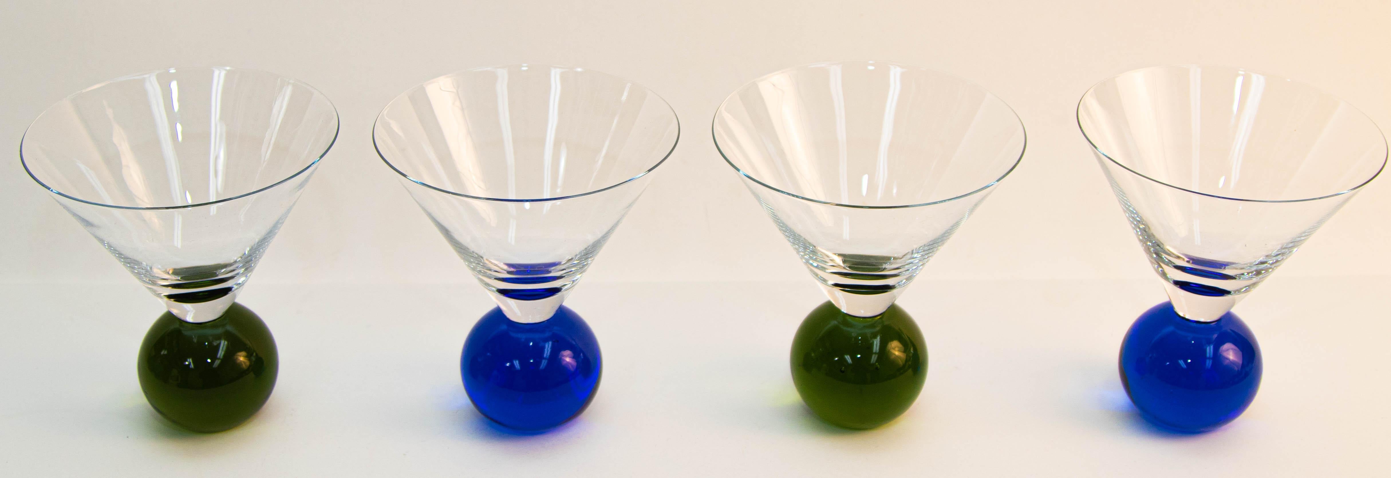 Bicchieri da Martini postmoderni in stile Memphis, circa 1990 Set di 4 bicchieri in vendita 9
