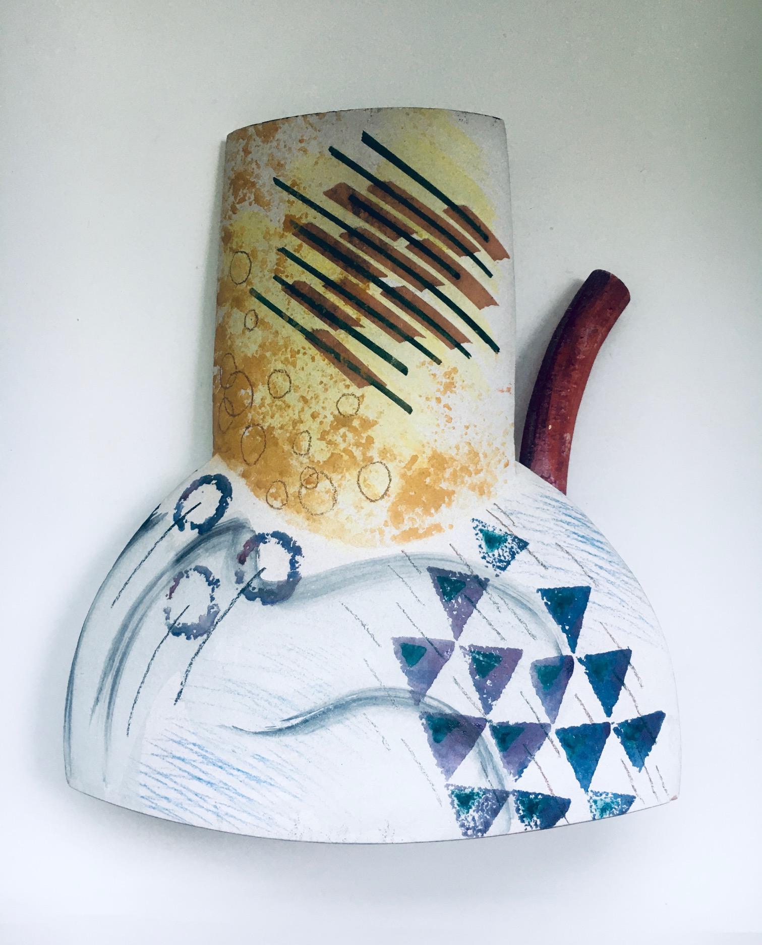 Vaso decanter in ceramica postmoderna di Memphis Design, firmato TL in vendita 7