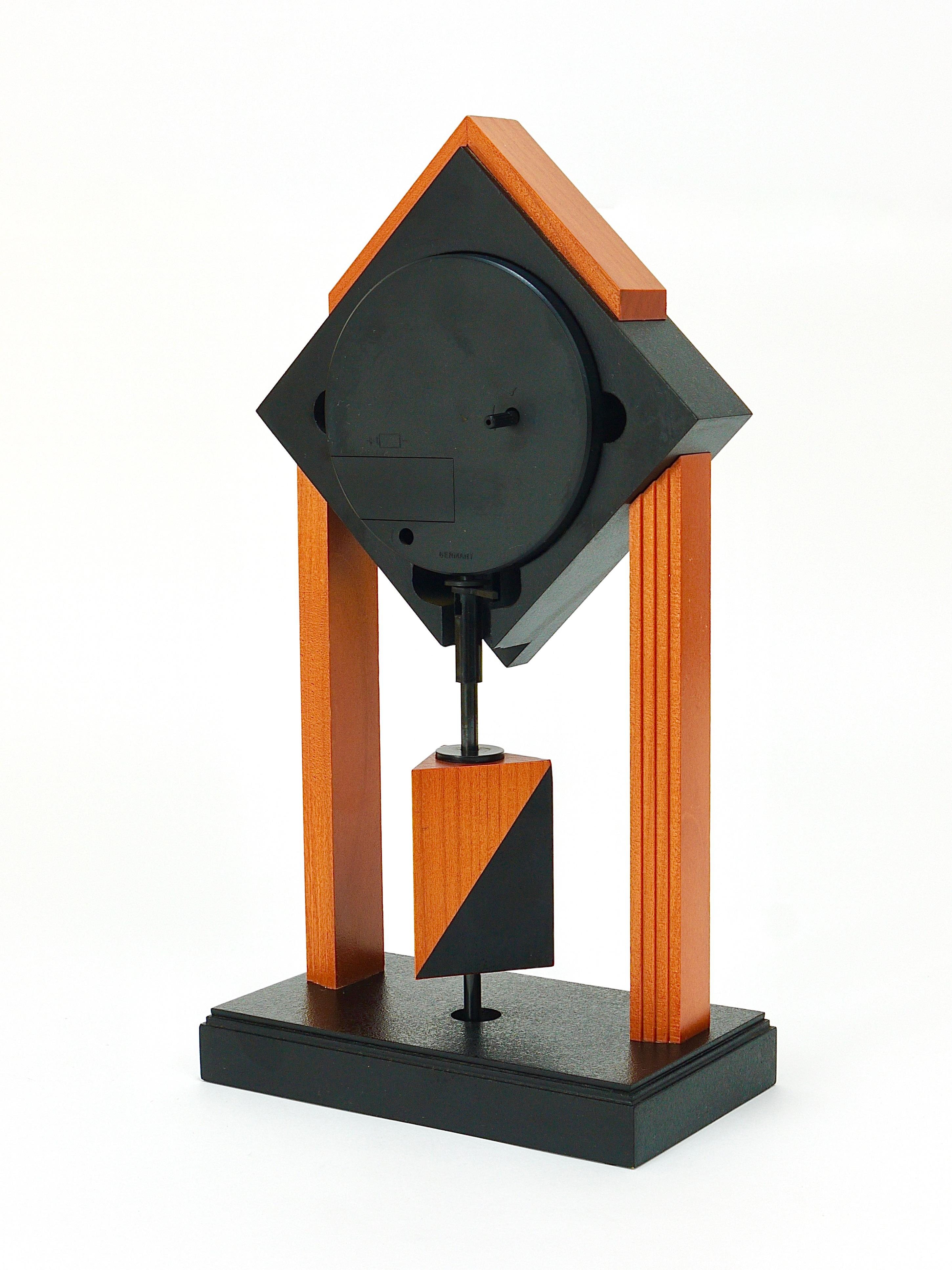 Pendule de table torsion postmoderne de style Memphis Milano par Kundo, Allemagne en vente 5
