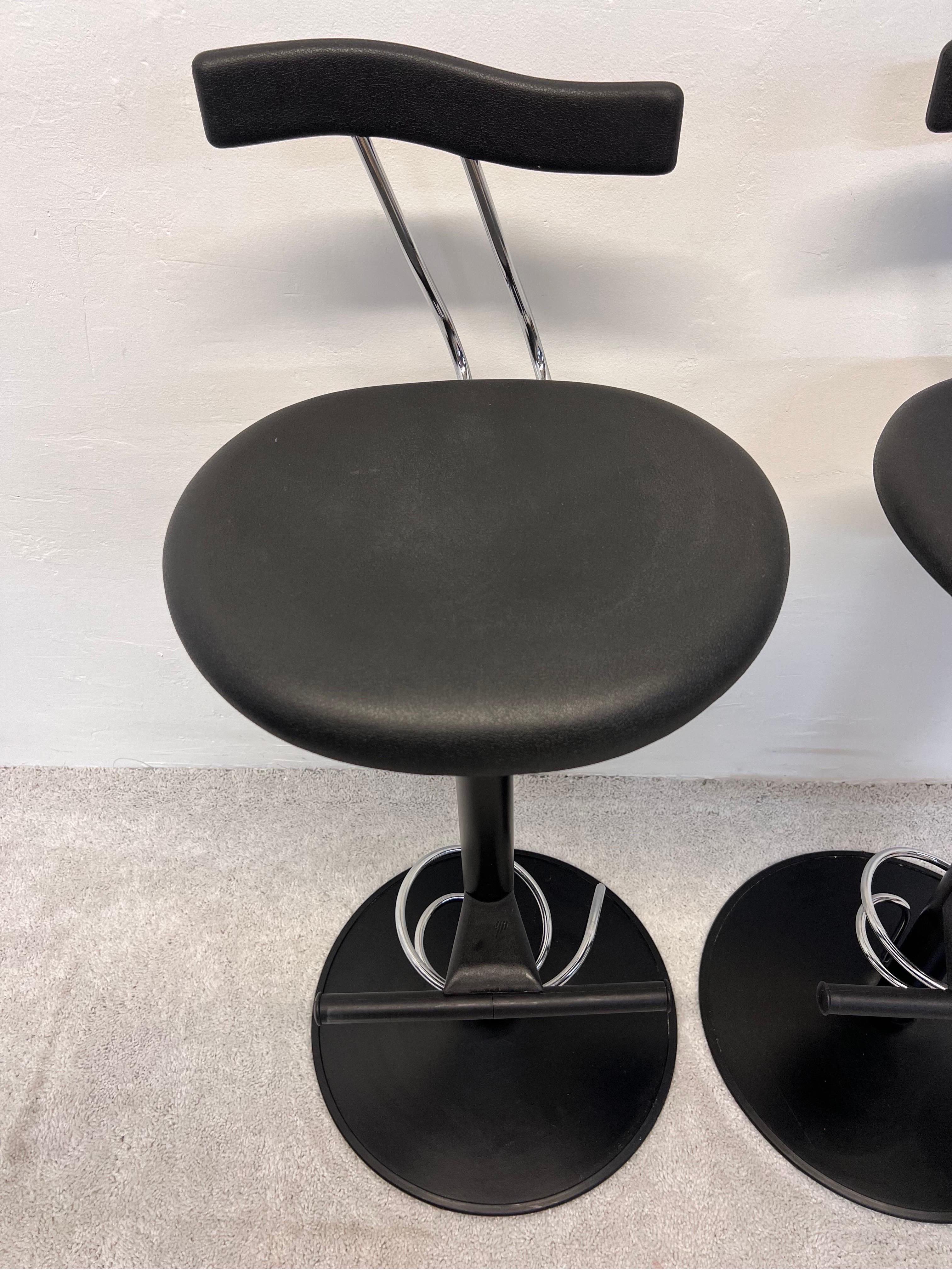 Postmodern Memphis Style Bar Stools, Italy 1980s, a Pair In Good Condition For Sale In Miami, FL