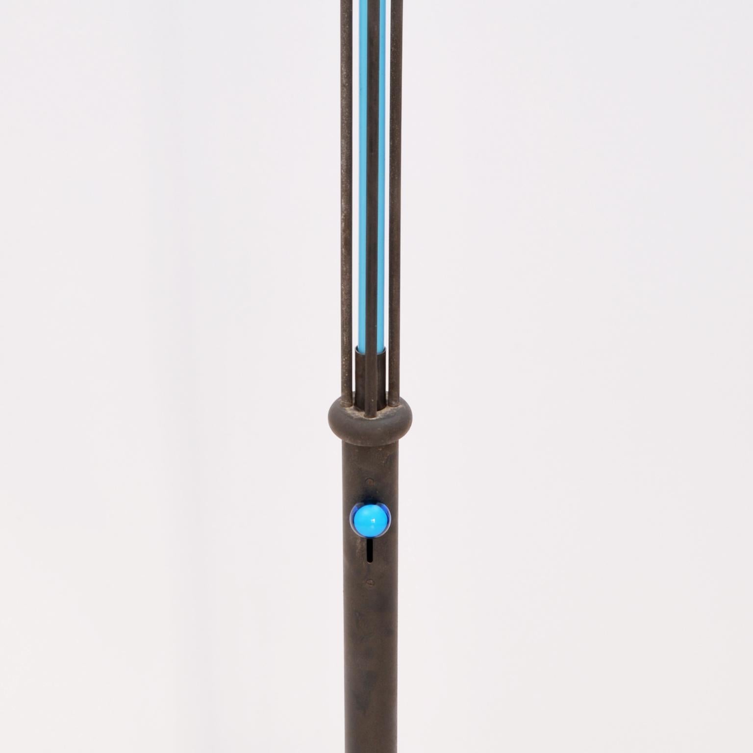 Post-Modern Postmodern Memphis Style Floor Lamp, Burnished Metal and Blue Glass, Italy, 1980 For Sale