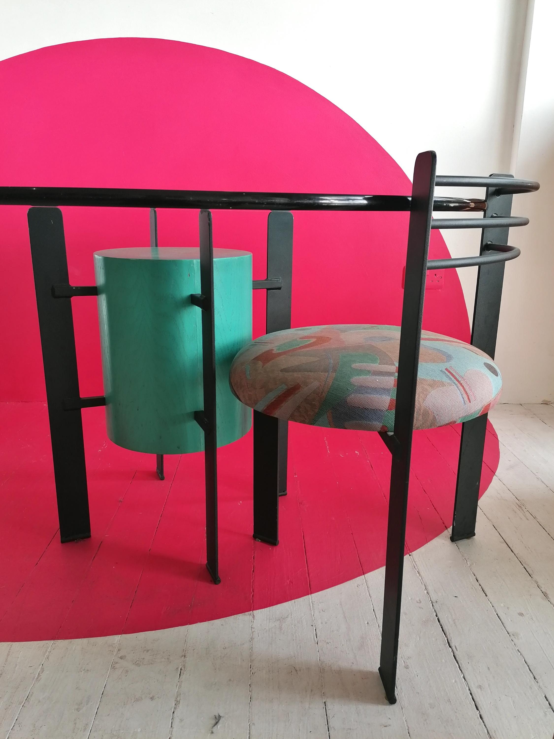 Table à manger postmoderne de style Memphis en fer, verre et contreplaqué, États-Unis, années 1980 en vente 1