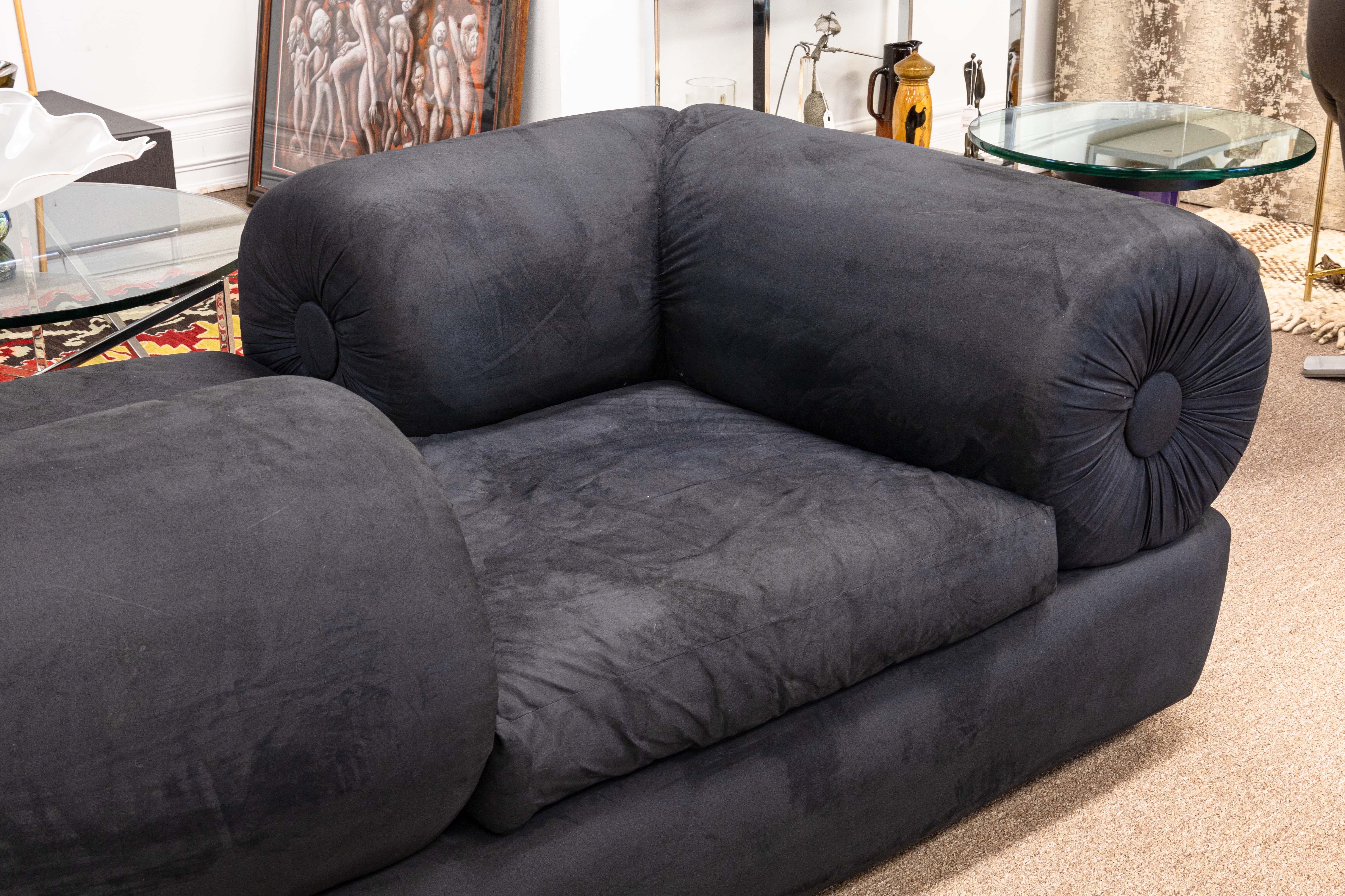 20th Century Postmodern Memphis Style Tete a Tete Black Tufted Chaise Sofa Contemporary Mod