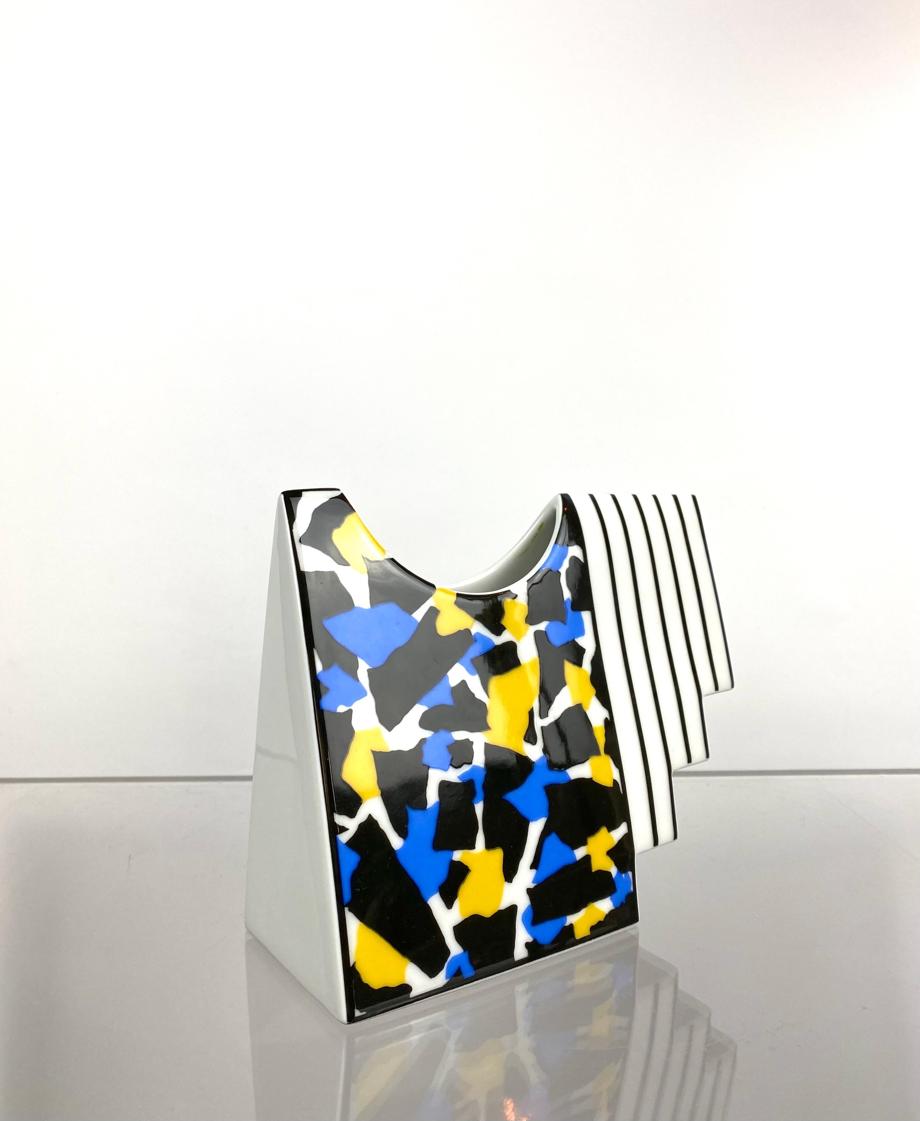Postmodern Memphis Style Vase by Thomas, Rosenthal, Germany, 1980s For Sale 3