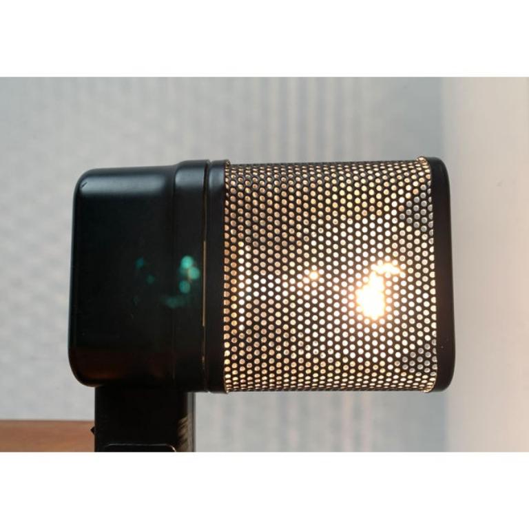 Postmodern Mesh Table Lamp, 1980s For Sale 4