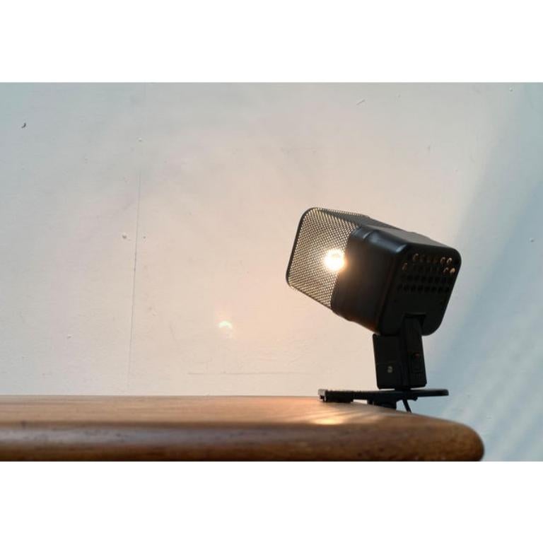 Postmodern Mesh Table Lamp, 1980s, in Very Good conditions. Designed 1980 to 1989
European Plug (up to 250V).The wiring of this item may be original and might need replacement, if not specified otherwise.

Additional information:
Materials: Metal,