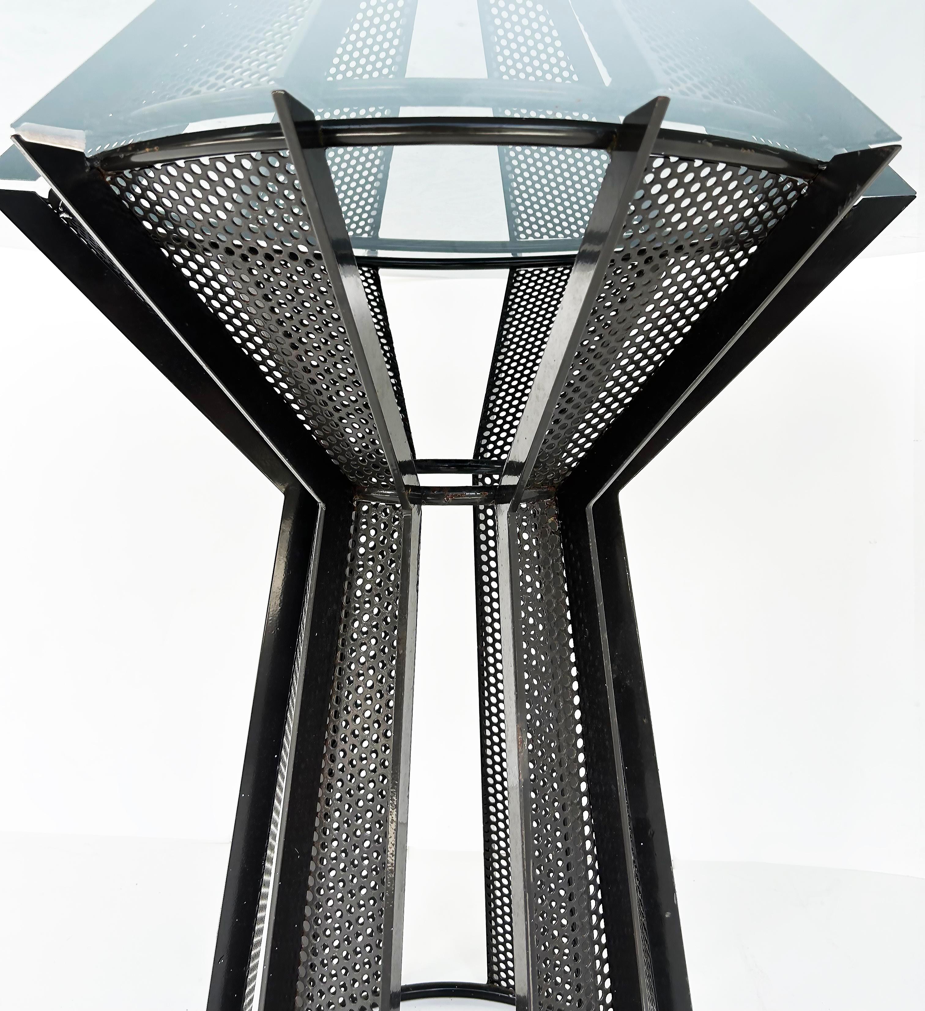 Postmodern Metal and Smoked Glass Dining Table In Good Condition For Sale In Miami, FL