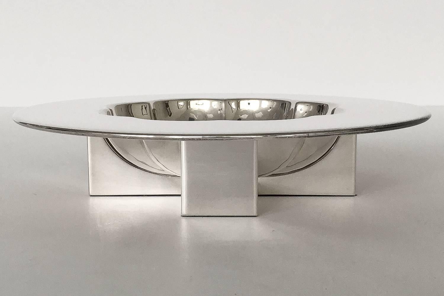 Postmodern Michael Graves Silver Plate Bowl for Swid Powell In Good Condition In Chicago, IL