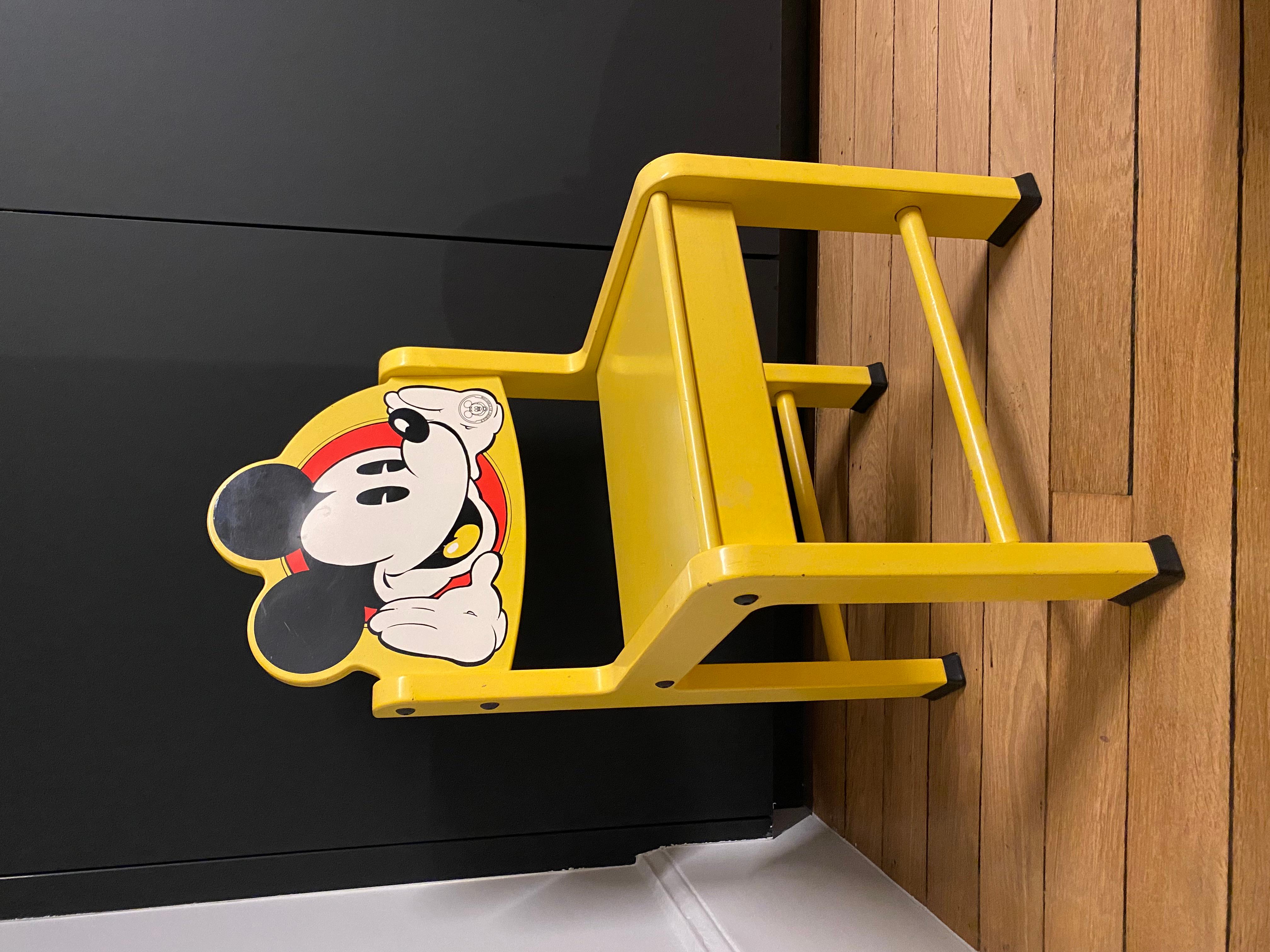 Chaise Mickey postmoderne de Pierre Colleu pour Starform et Disney, France, années 1980. en vente 2