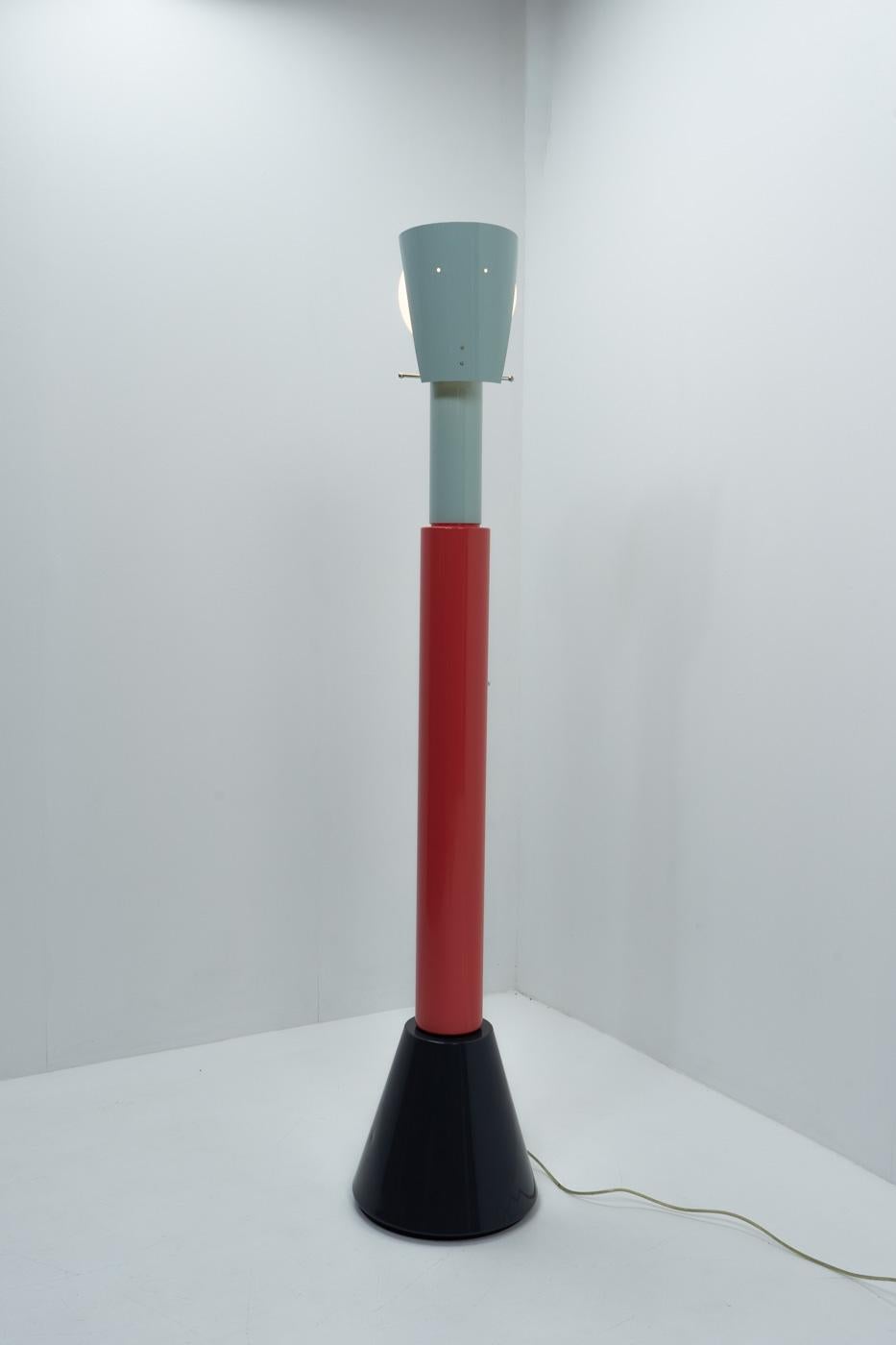 Postmodern Milo Floorlamp by Alessandro Mendini, Italy 1980s In Good Condition For Sale In Renens, CH