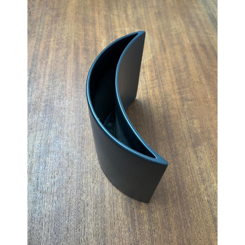 Postmodern Minimalist Ceramic Crescent Vase from Asa Selection, 1980s For Sale 2