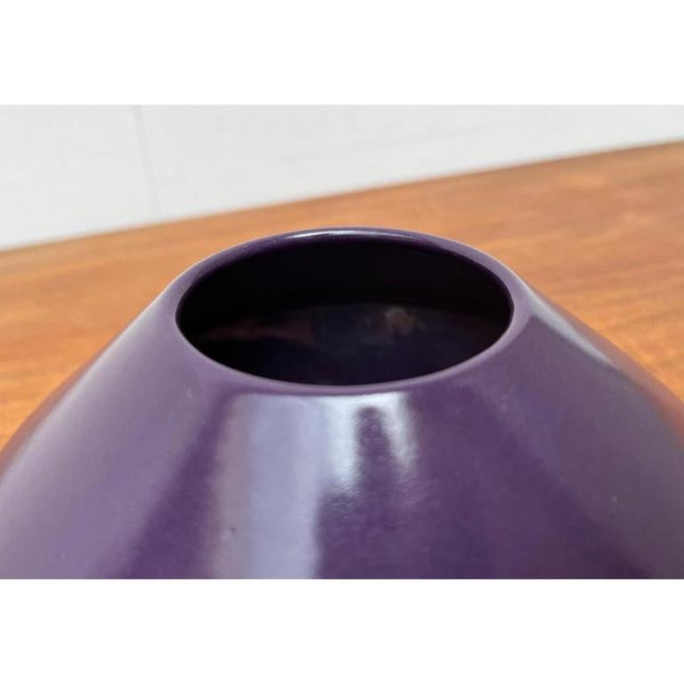 Postmodern Minimalist Ceramic Vase from ASA Selection, 1980s For Sale 1