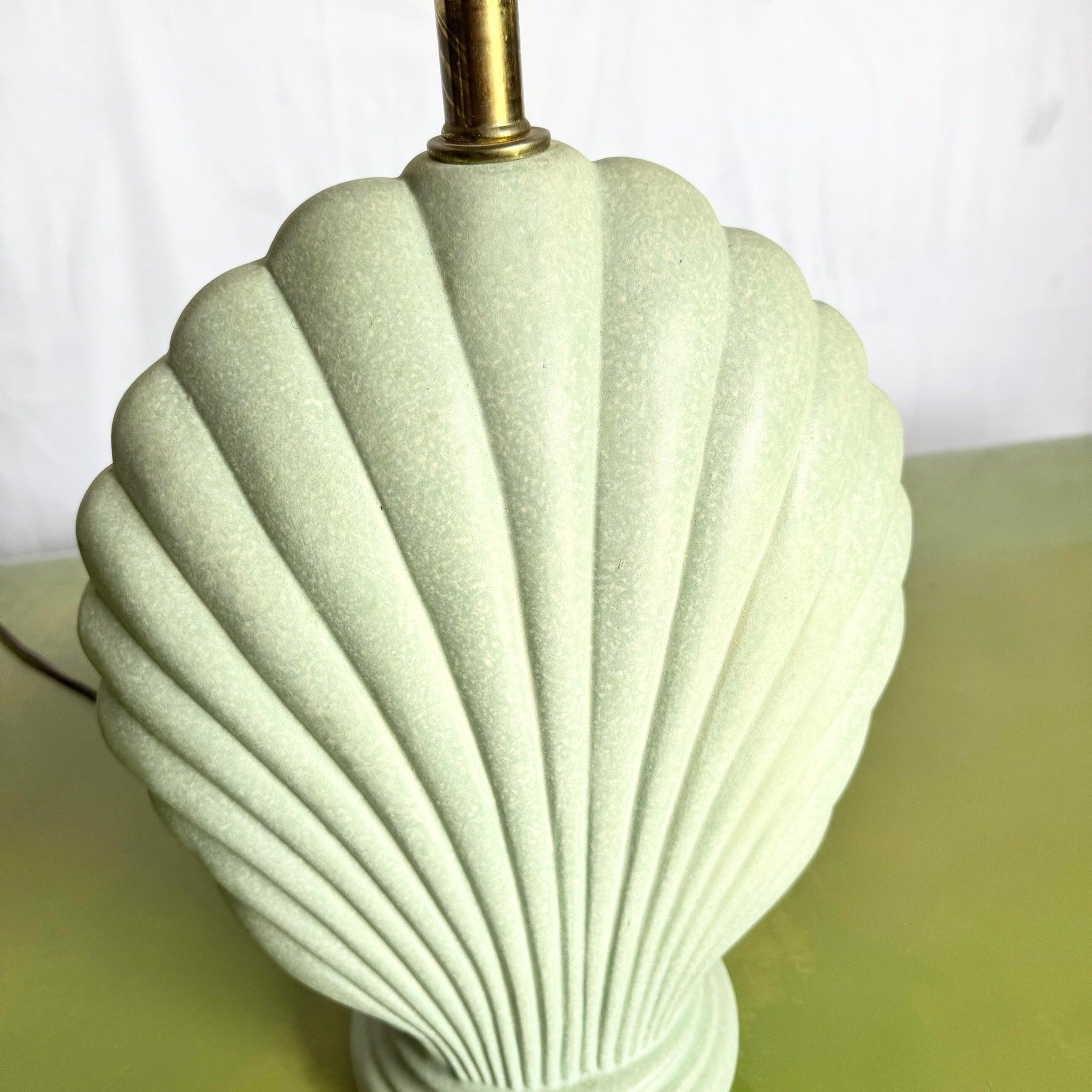 Postmodern Mint Green Ceramic Clam Shell Table Lamp For Sale 3