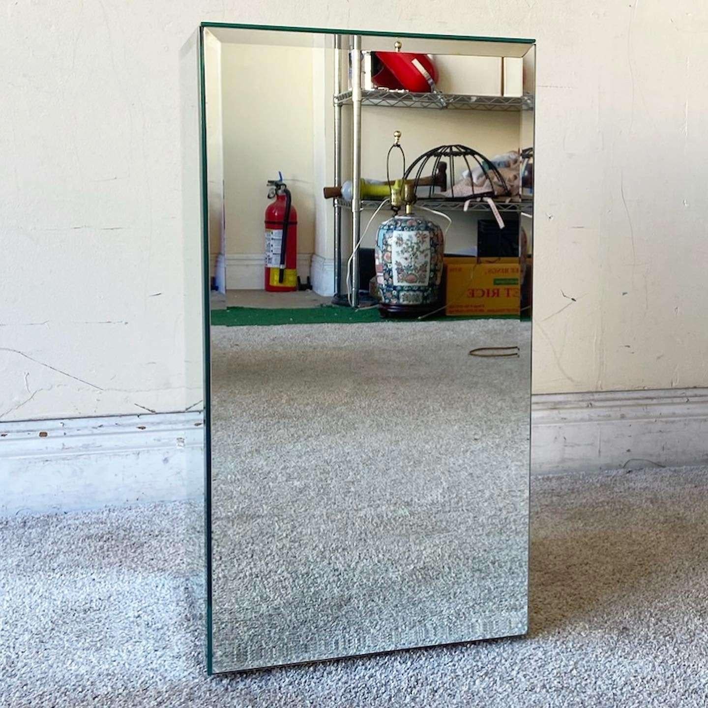 Post-Modern Postmodern Mirrored Pedestal Side Table For Sale