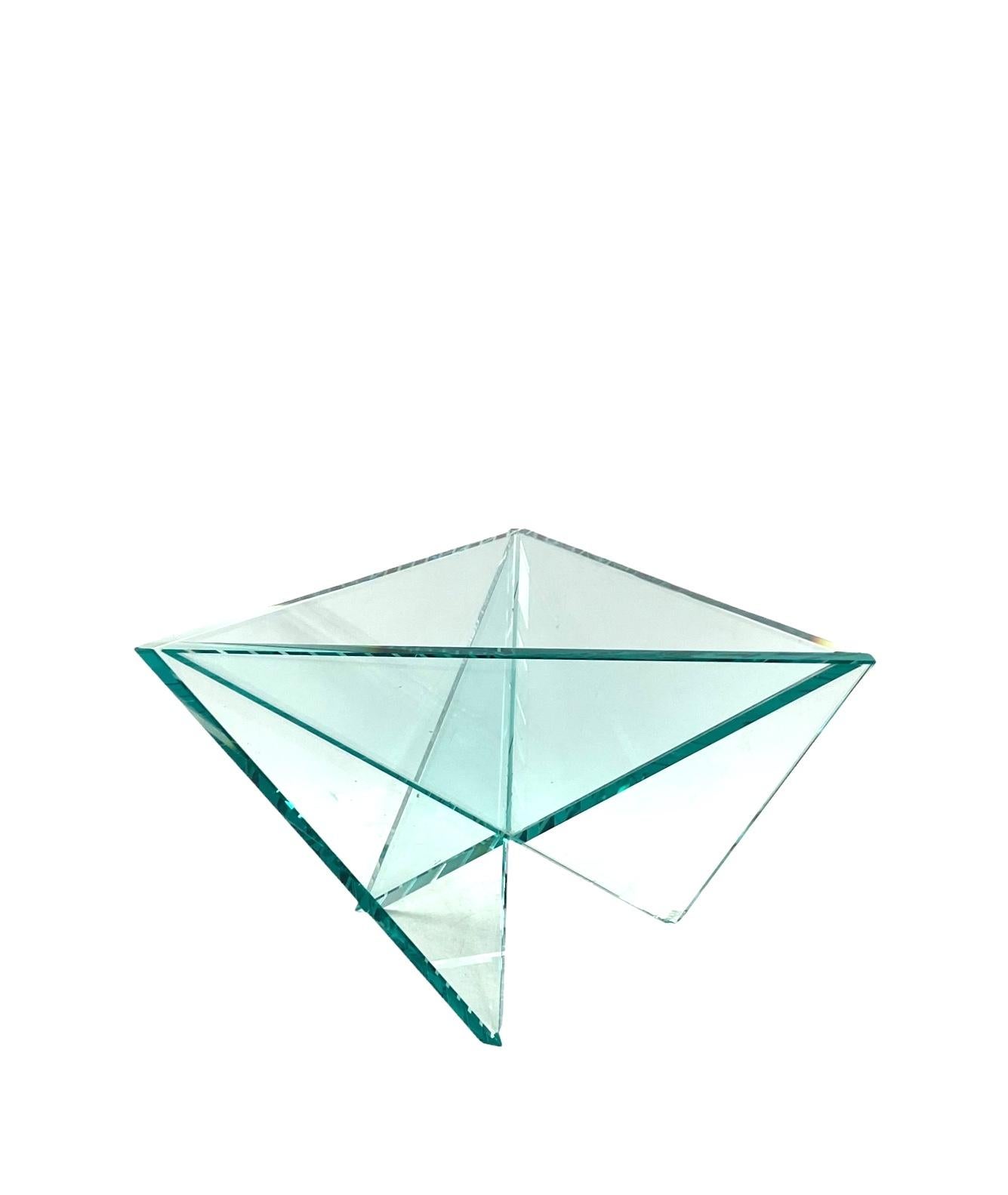 Postmodern molded glass bowl / centerpiece, RSVP Italy 1980s For Sale 2
