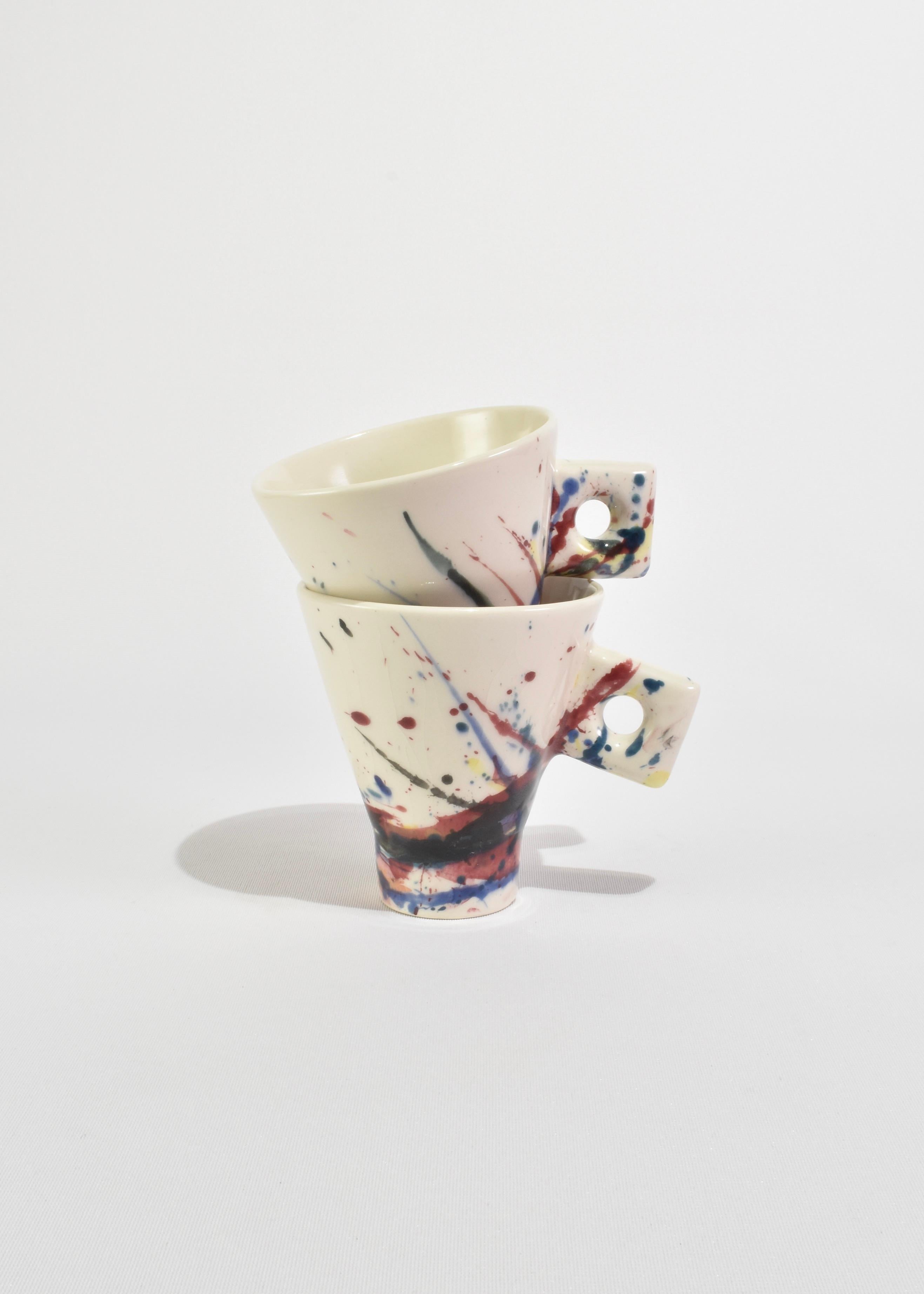 Postmodernes Becher-Set (Handgefertigt) im Angebot