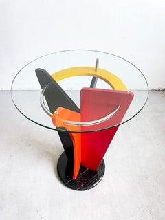 Postmodern Multicolored Italian Memphis Design Pedestal Gueridon Side Table