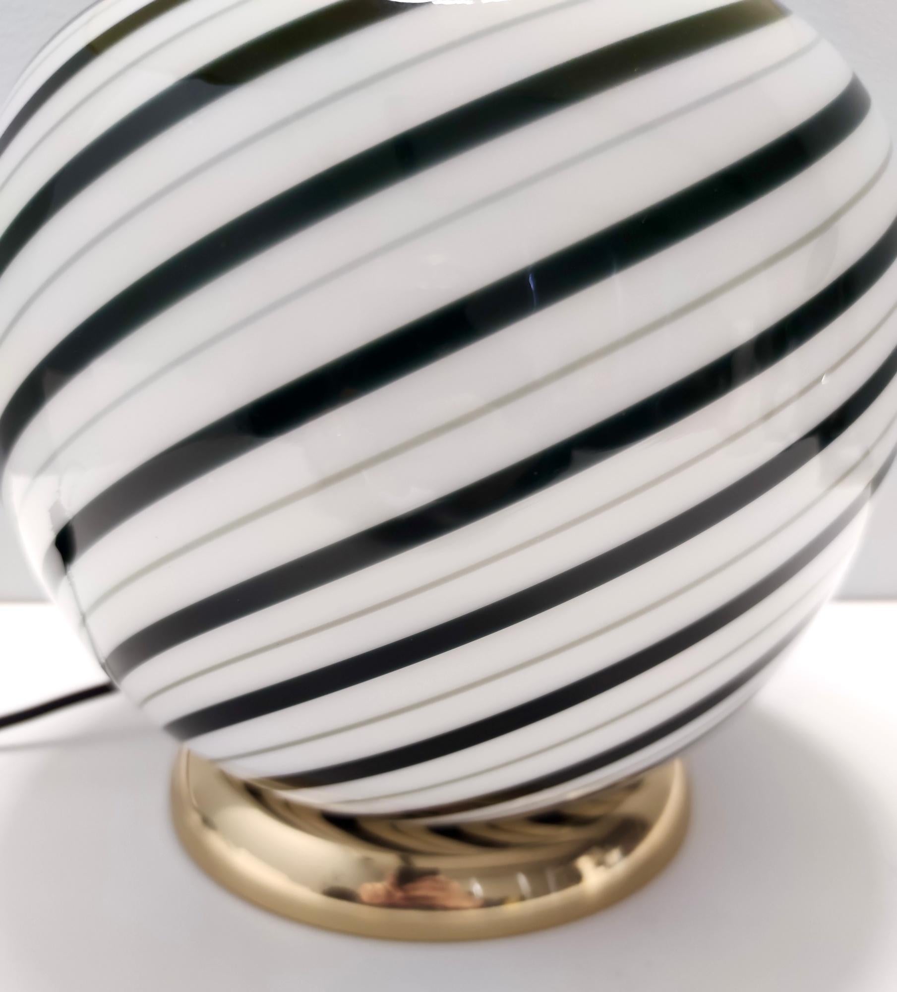 Lampe de table postmoderne en verre de Murano dans le style de Lino Tagliapietra, Italie en vente 2