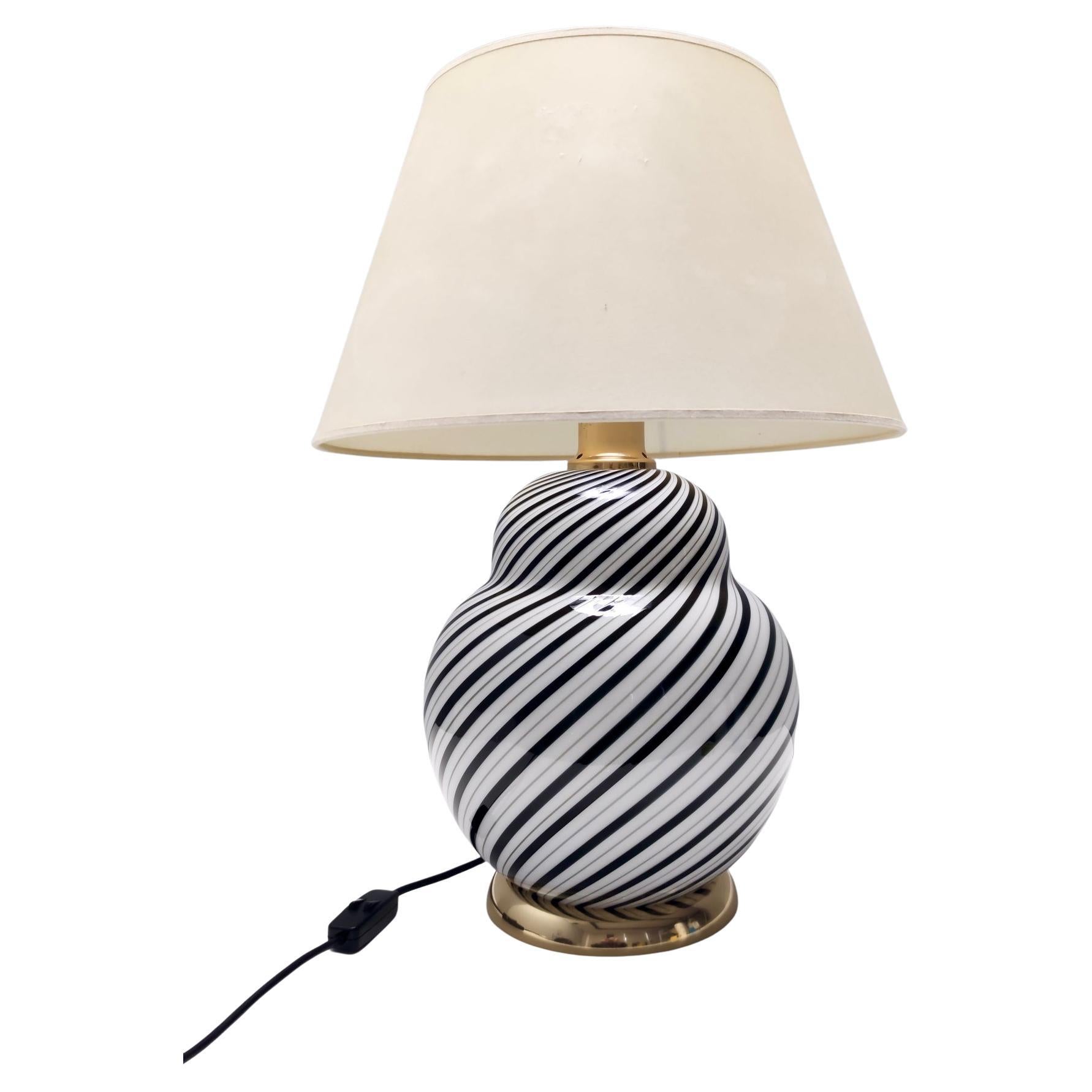 Postmodern Murano Glass Table Lamp in the Style of Lino Tagliapietra, Italy