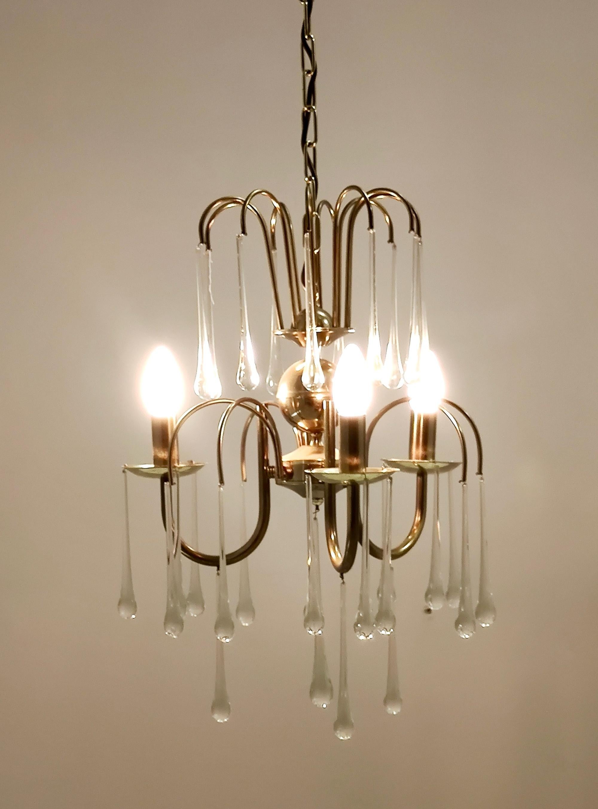 Brass Postmodern Murano Glass Teardrop Chandelier in the Style of Venini, Italy For Sale