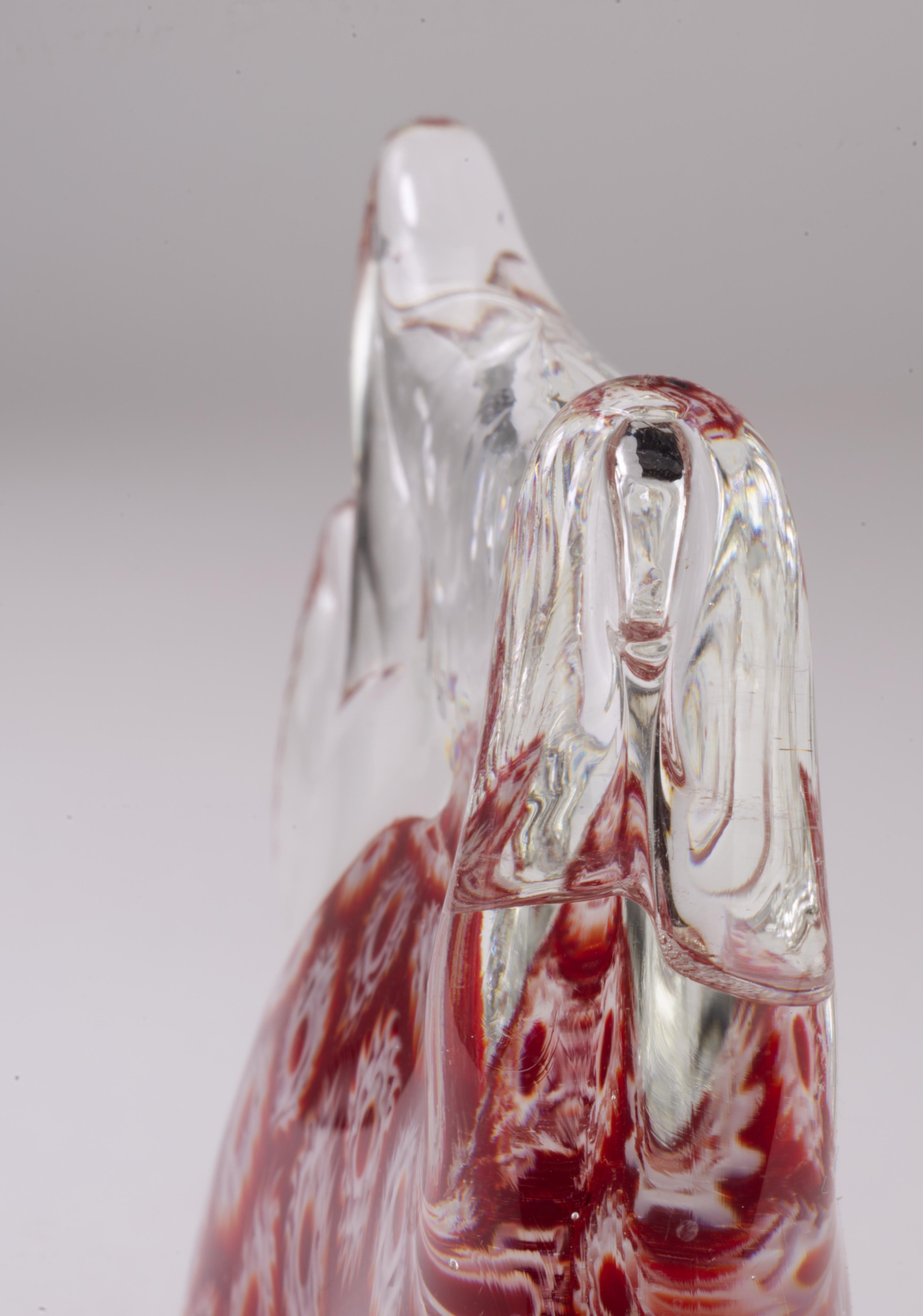 Postmoderner Briefbeschwerer aus Murano Millefiori-Glas mit Fischfigur aus Rot im Angebot 4