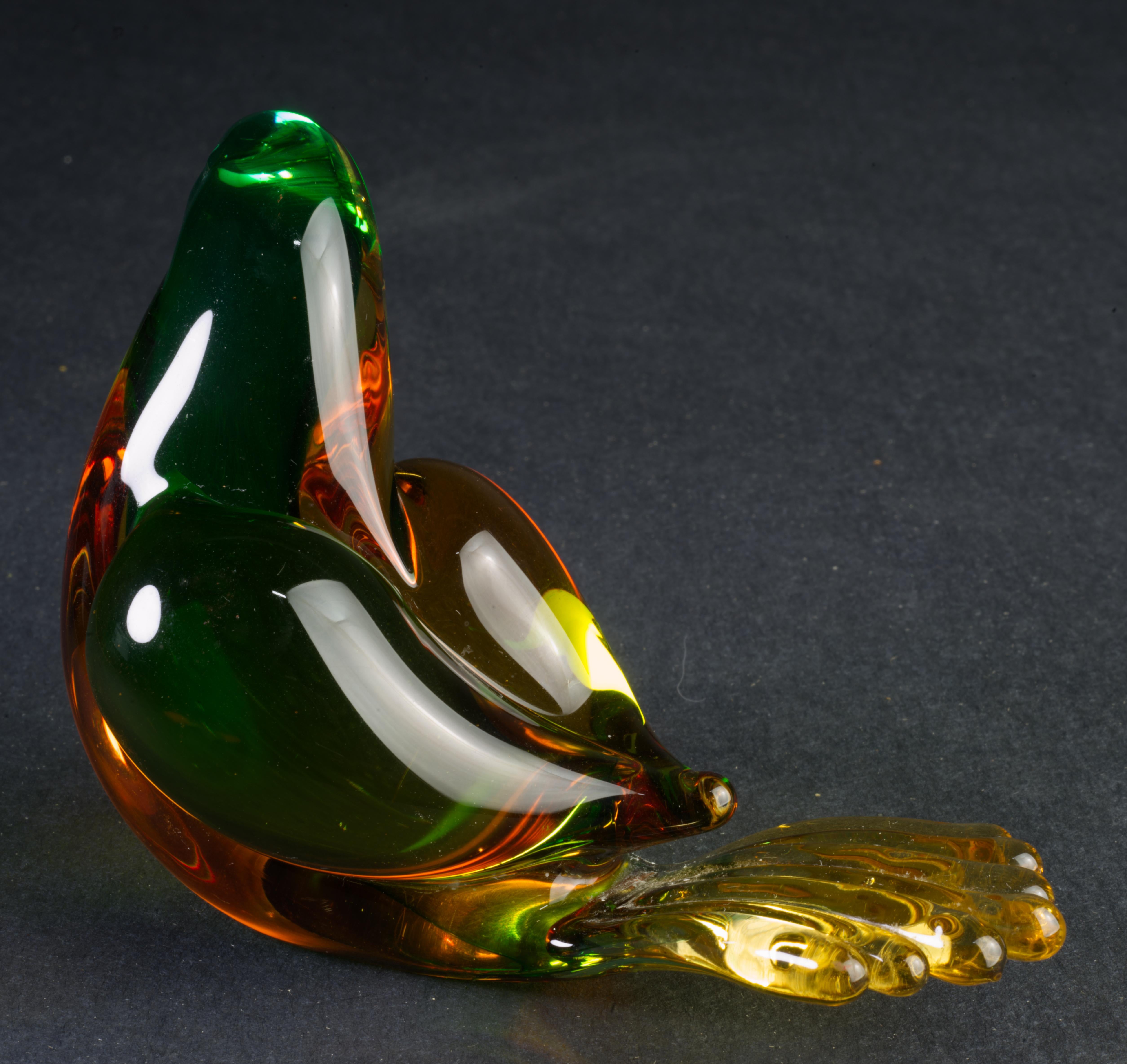 Postmodern Murano Sommerso Glass Bird Figurine Paperweight Green Amber 2