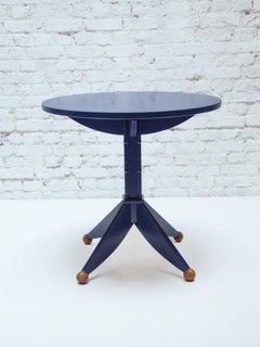 Postmodern Navy Blue Lacquered Wood Pedestal Side Table, 1980s, Memphis Style