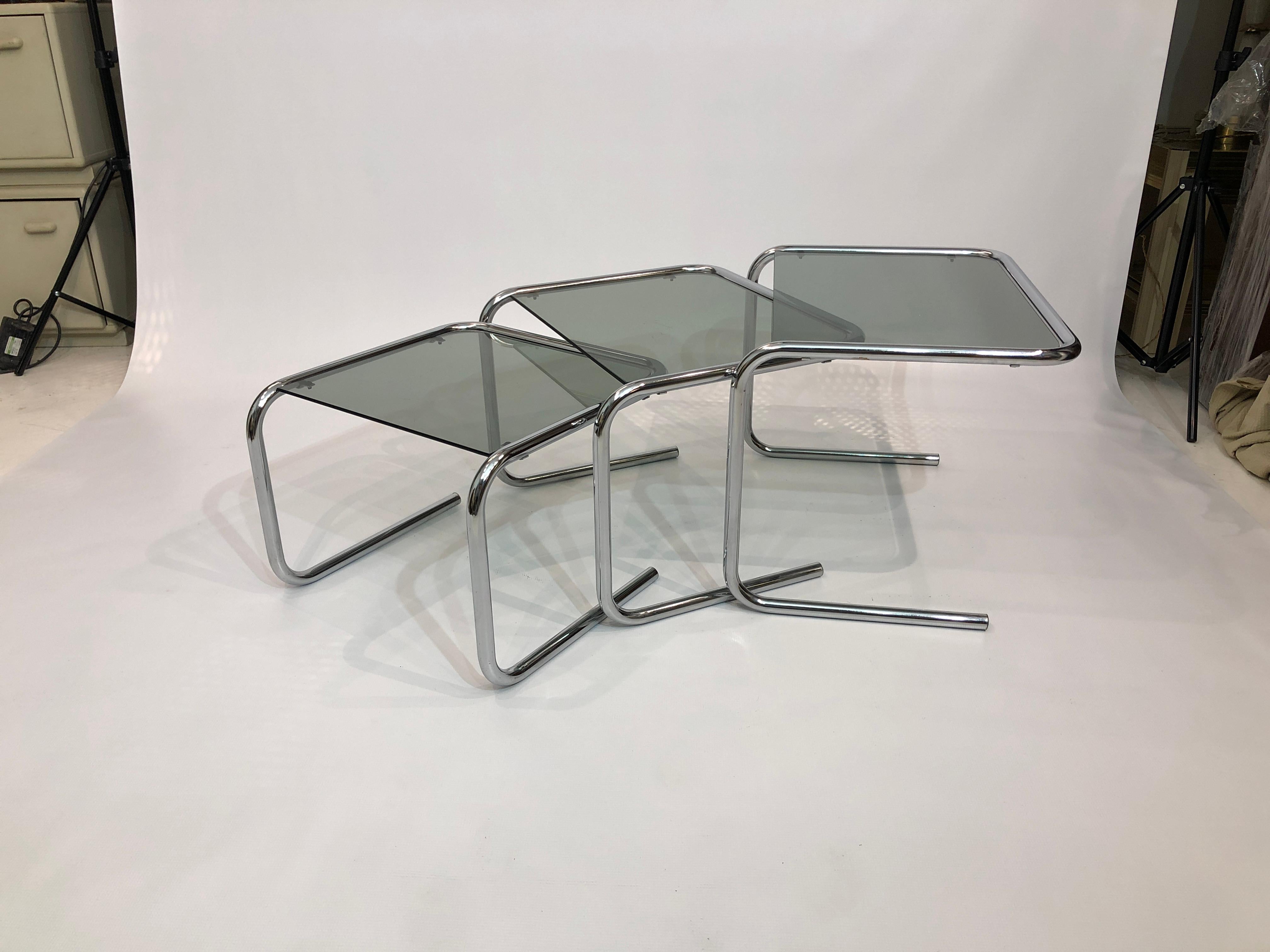 Postmodern Nesting Side Tables 1970s Chrome Cantilever Pieff Style Smoked Glass 3