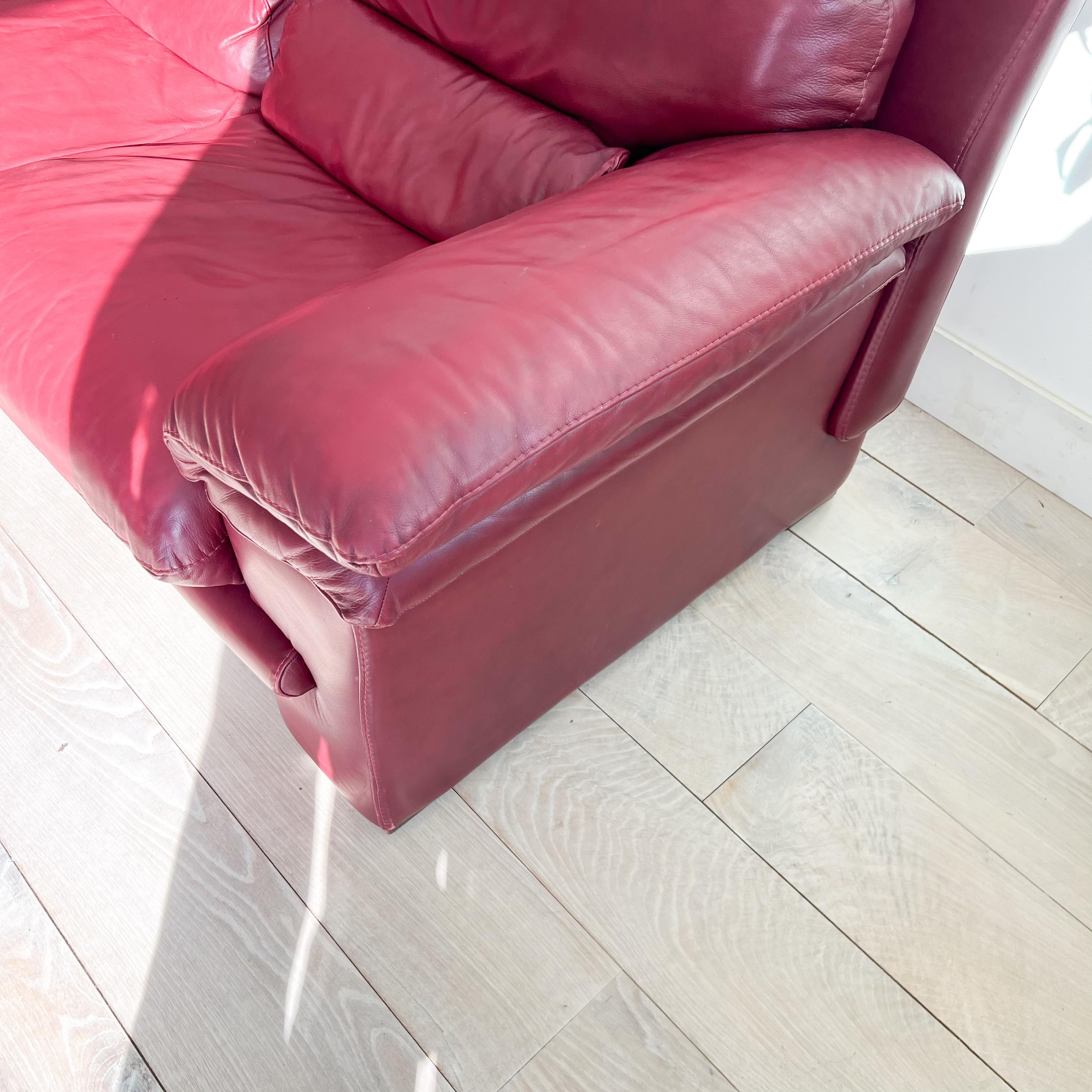 Postmodern Nicoletti Salotti Dark Red Leather Sofa/Loveseat - Made in Italy 3