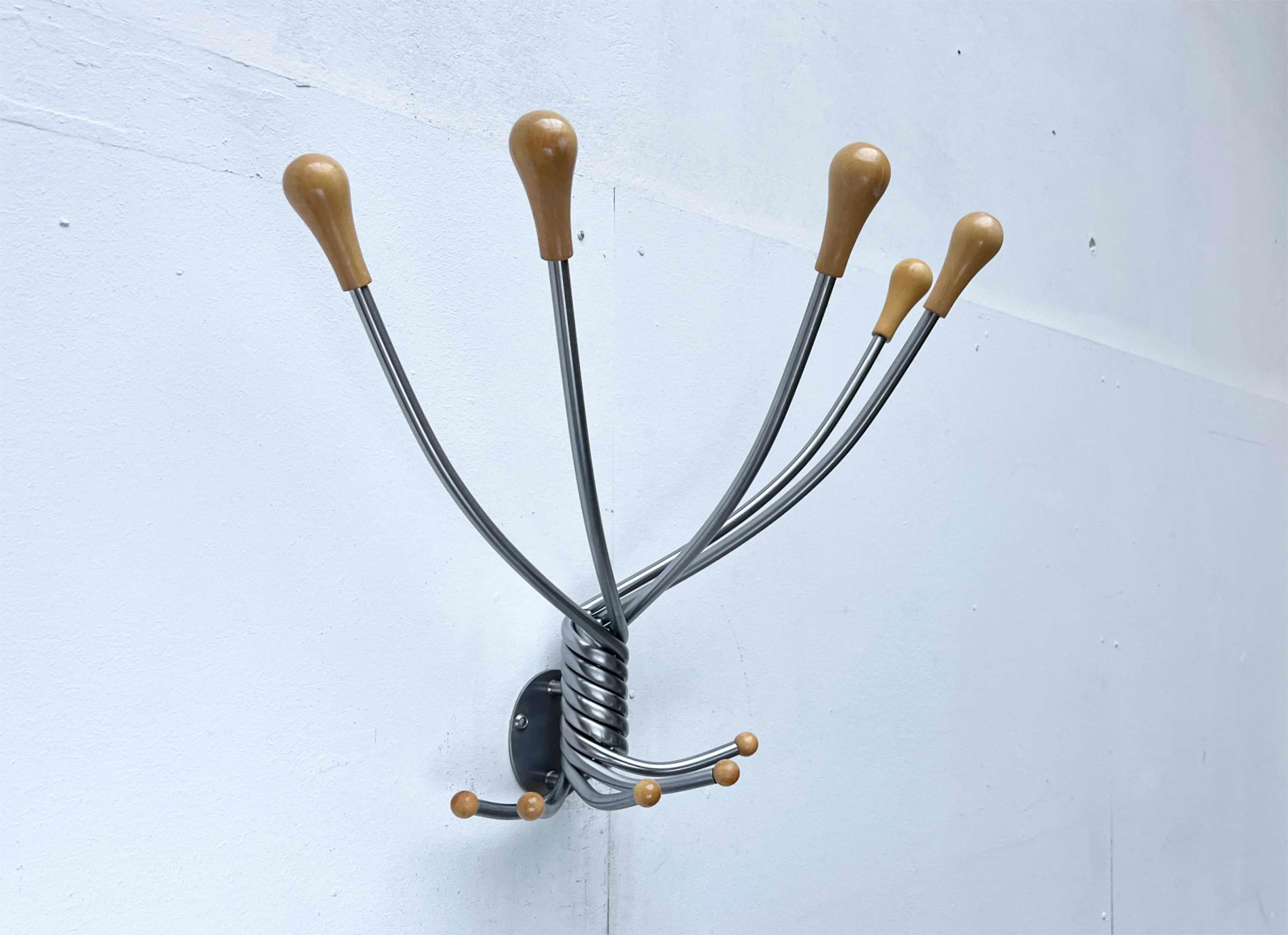 Metallo Appendiabiti da parete Octopus postmoderno di De Pas, Lomazzi, D. A. per Zanotta in vendita