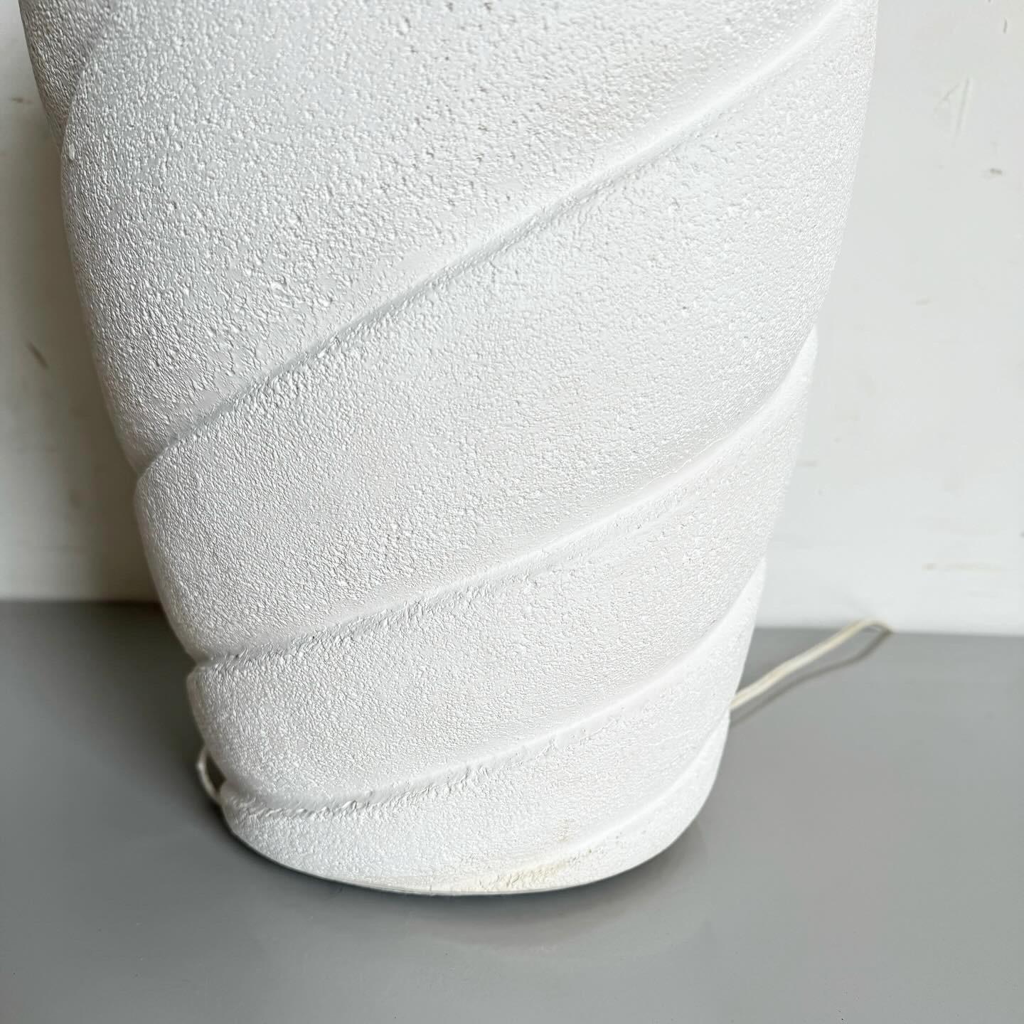 Post-Modern Postmodern Off White Sculpted Swirl Ceramic Table Lamp For Sale