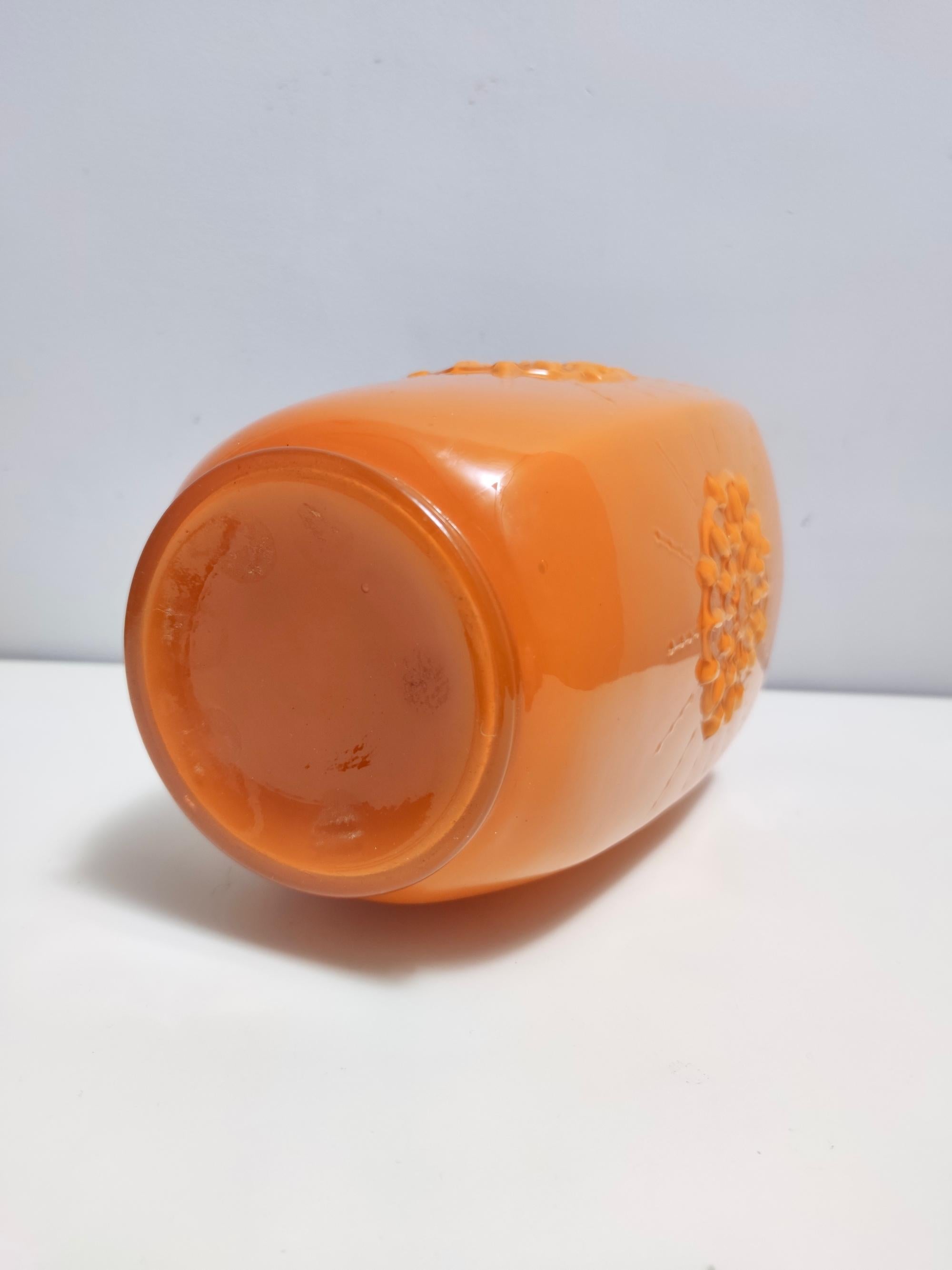 Postmodern Orange Encased Hand-Blown Glass Flower Vase, Empoli, Italy For Sale 4