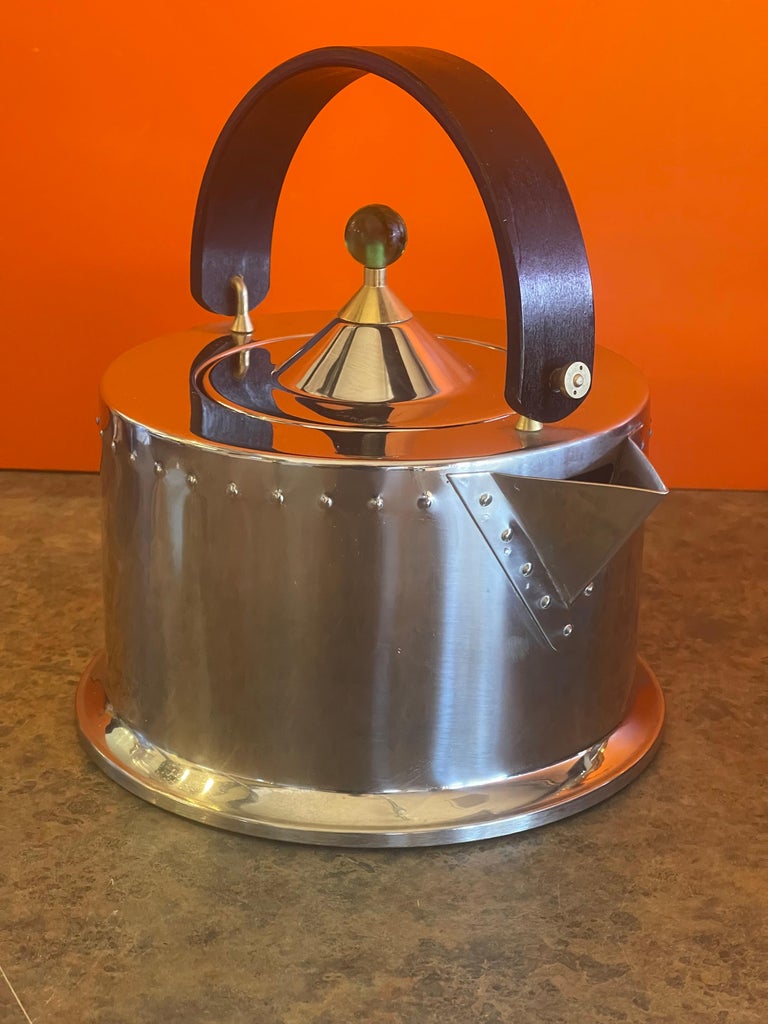 Postmodern "Ottoni" Stainless Steel Tea Kettle by Carsten Jorgensen for  Bodum at 1stDibs | carsten jorgensen designer, bodum jorgensen tea kettle, bodum  kettle ottoni