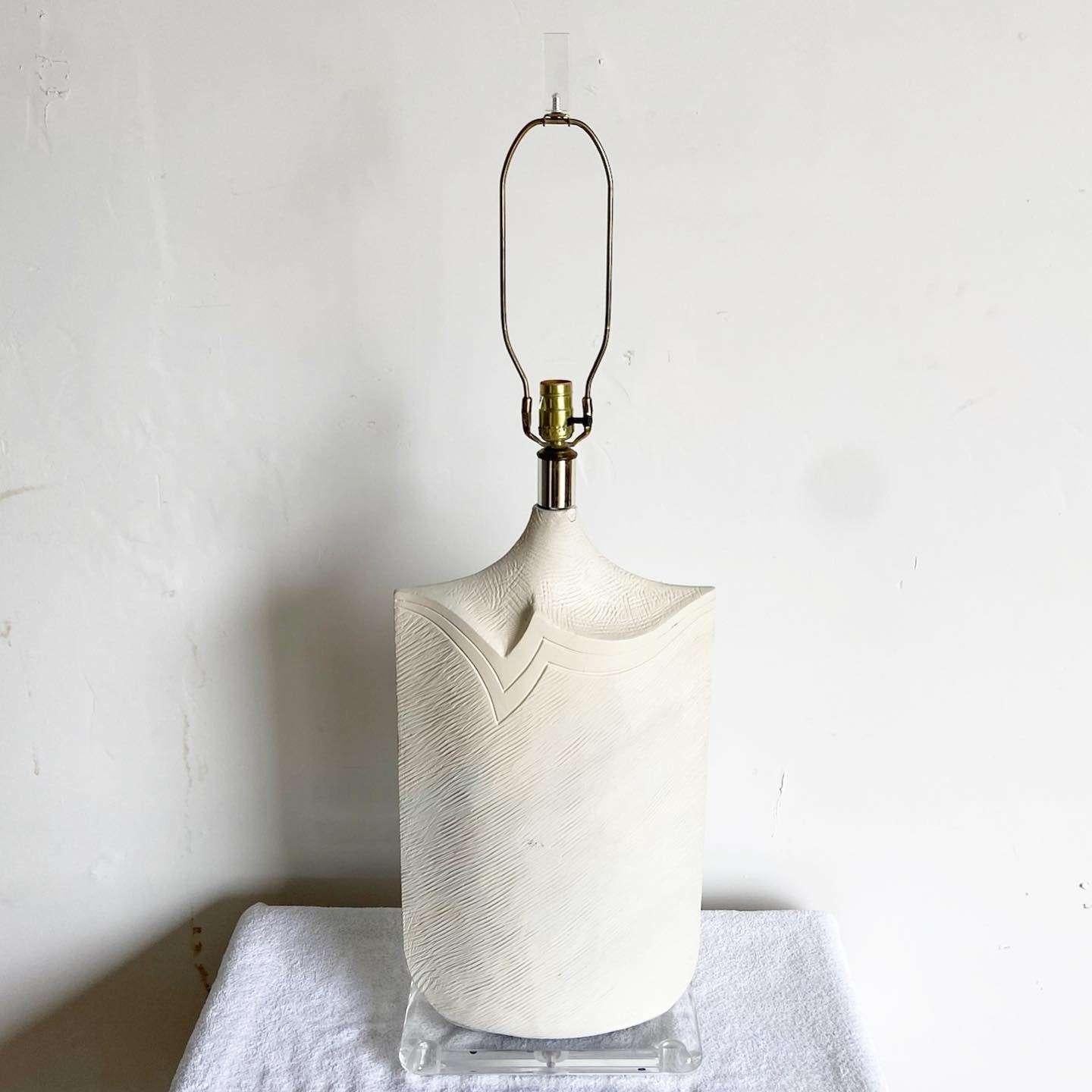 Postmodern Oversized Ceramic and Lucite Table Lamp by Casual Lamps In Good Condition For Sale In Delray Beach, FL