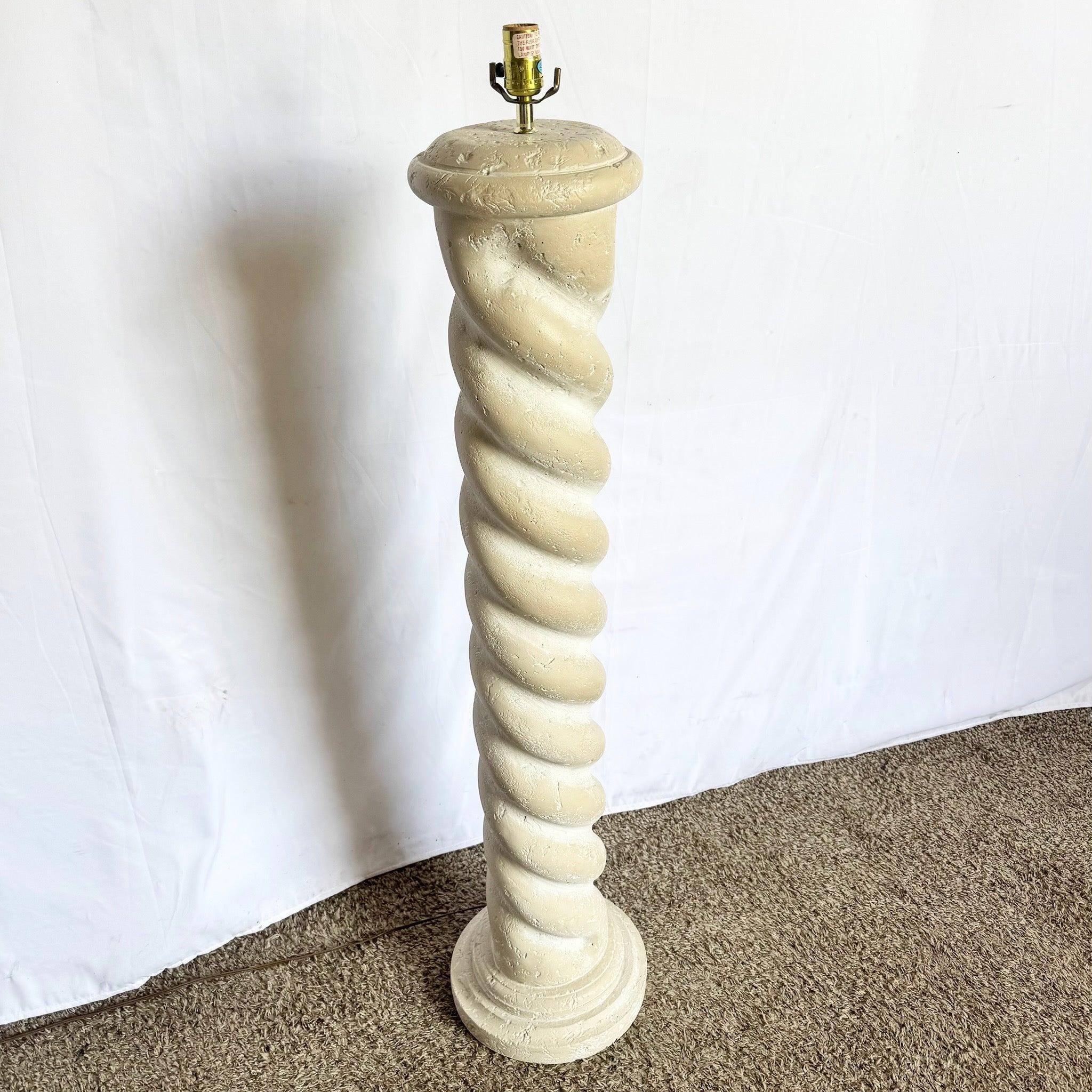 Postmodern Painted Plaster Swirl Pillar Floor Lamp In Good Condition For Sale In Delray Beach, FL