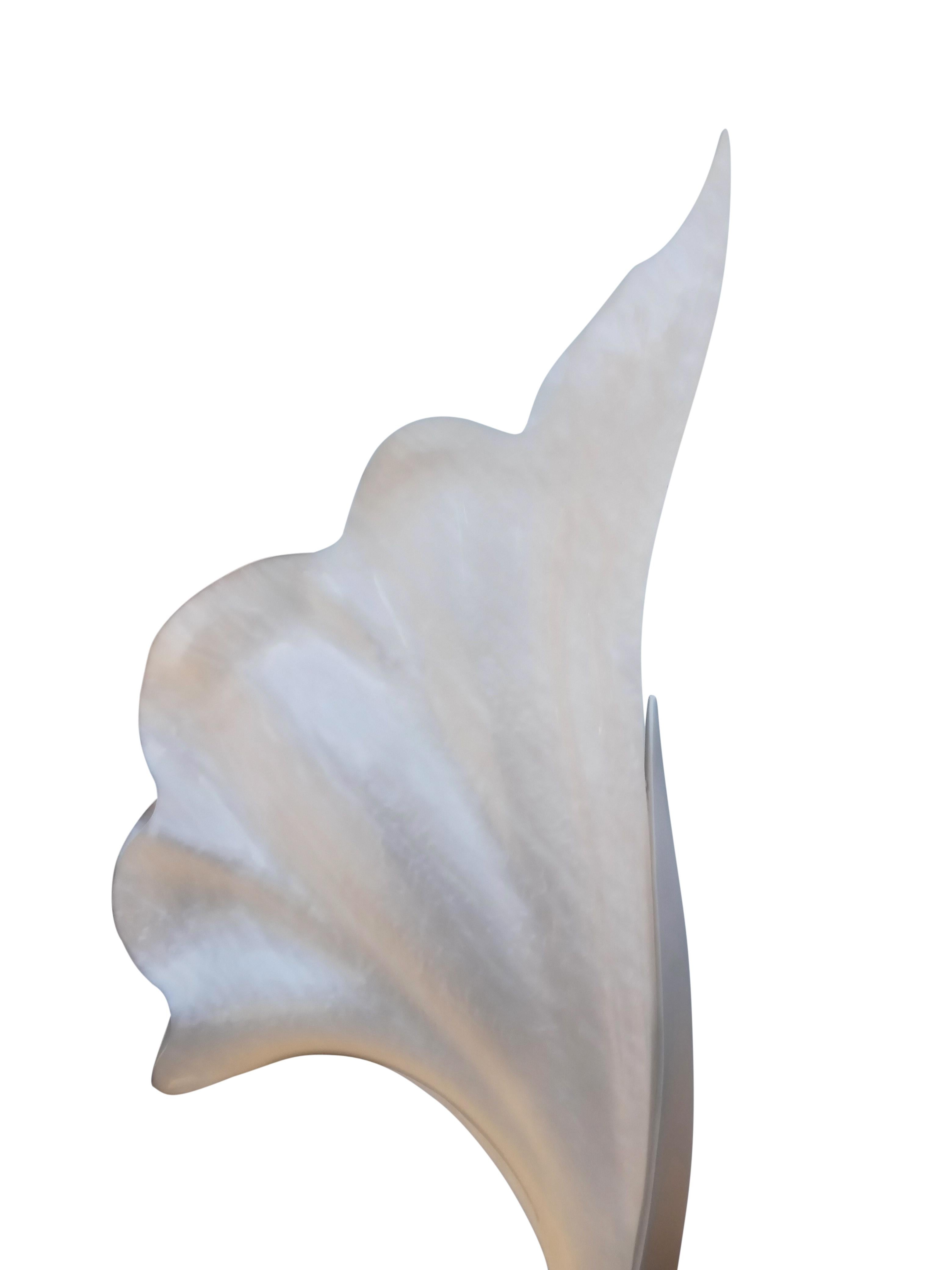 Postmodernes Paar großer, perlenförmiger Lampen aus Acryl in Muschelform, Rougier zugeschrieben im Angebot 2
