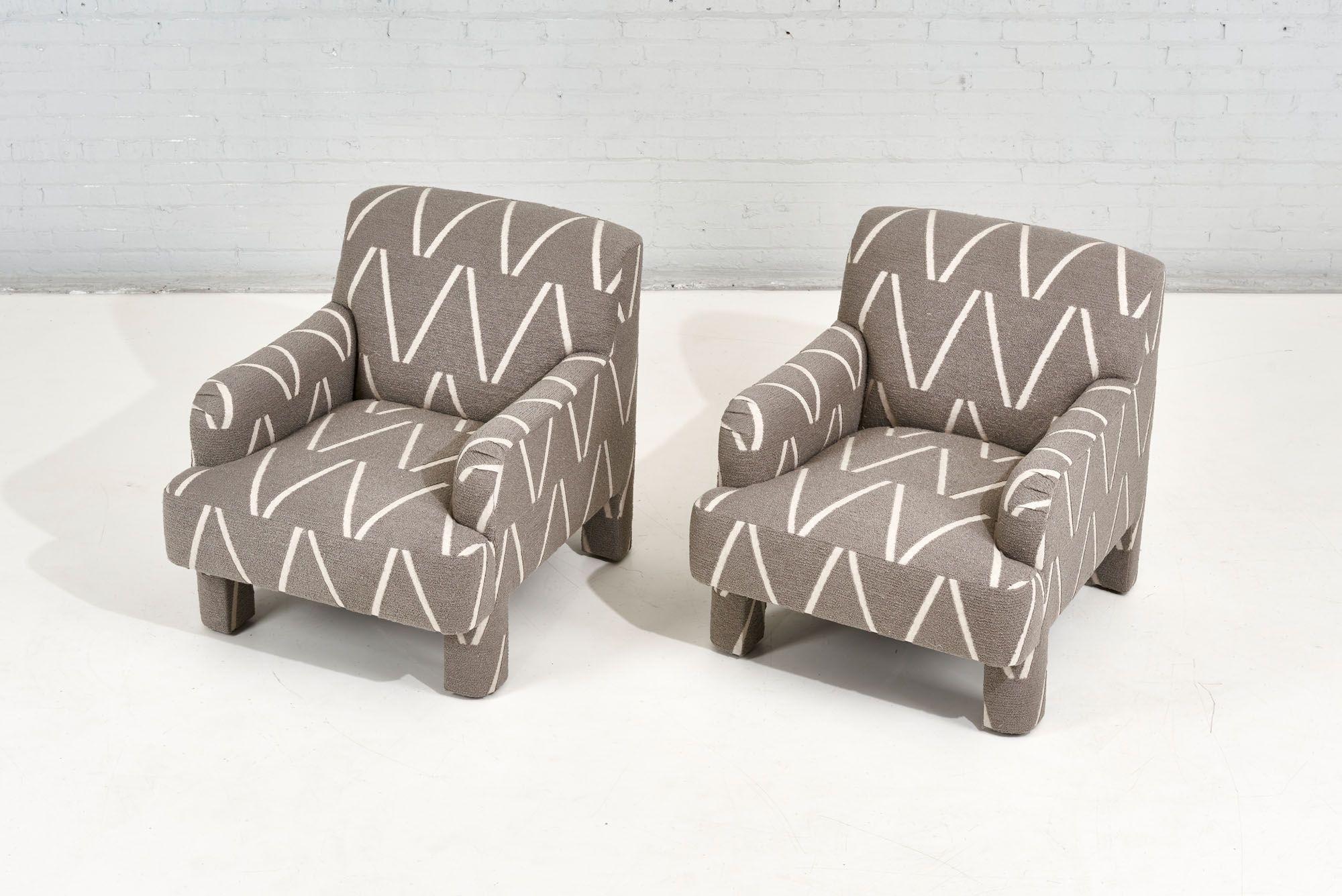 American Post Modern Pair Lounge Chairs Boucle, 1980 For Sale